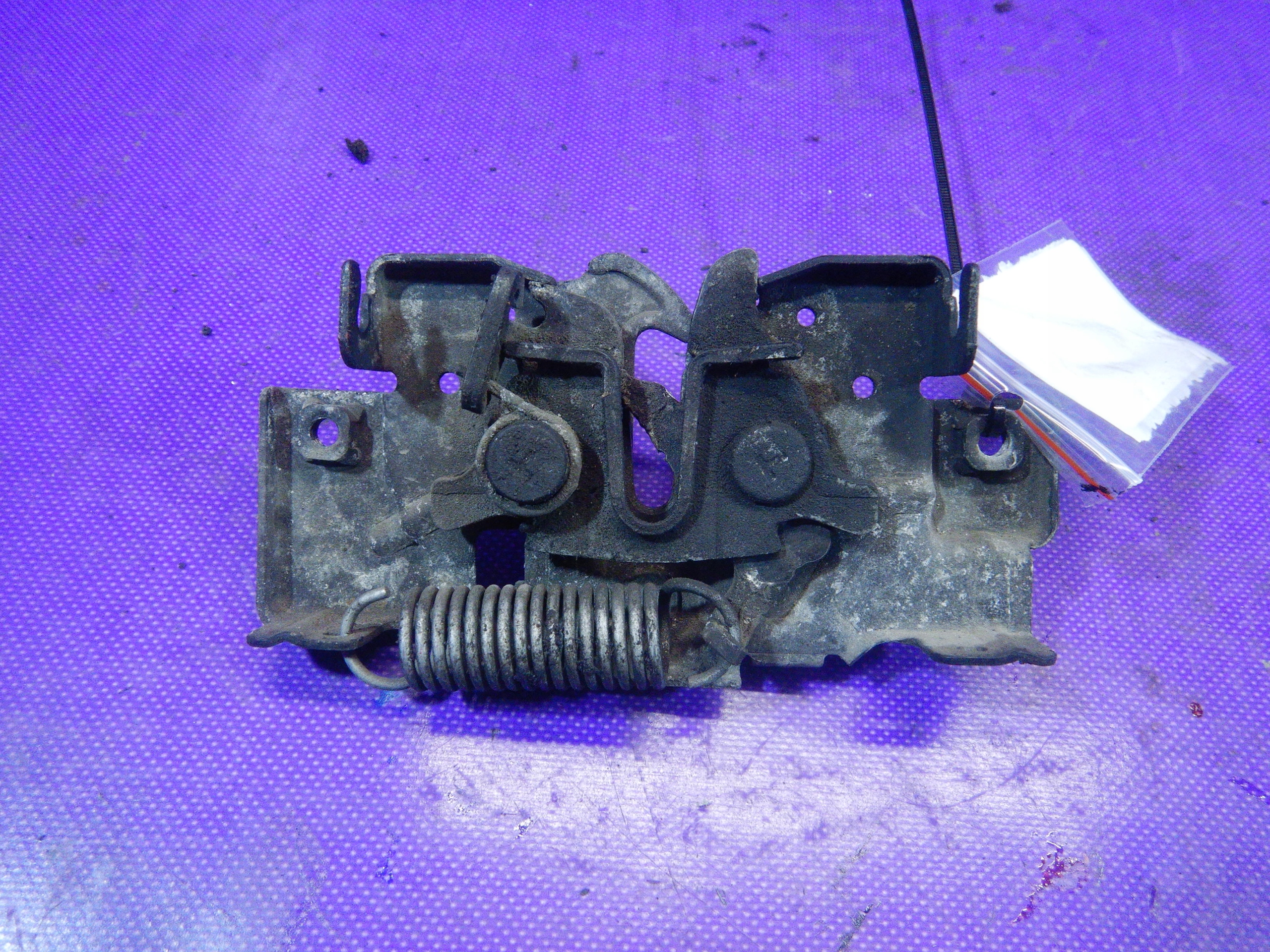 MAZDA 2 II DE 3D 07-10 ЗАМОК КАПОТА БОЛТ