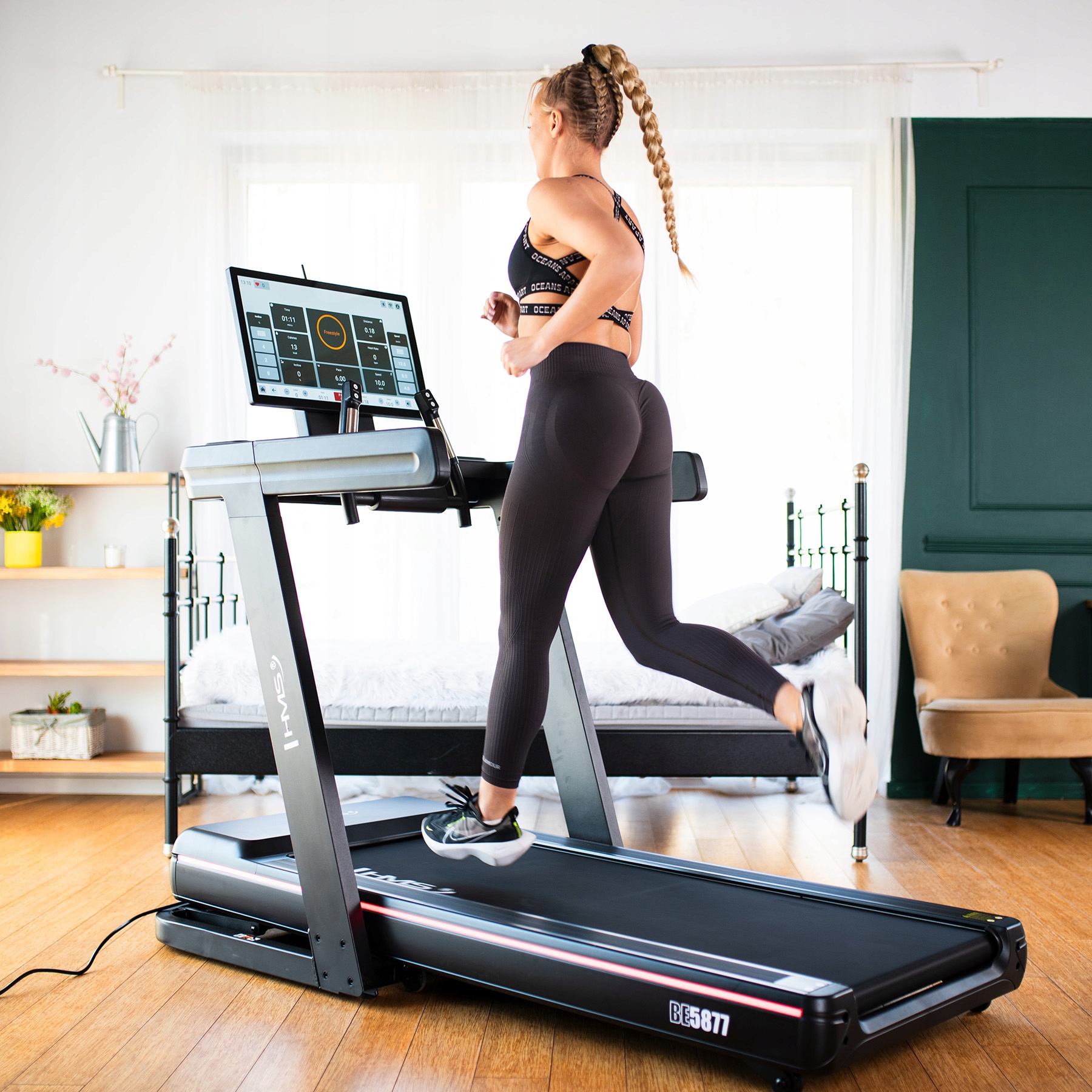 BIEŻNIA ELEKTRYCZNA HMS BE5877 FITNESS Marka HMS