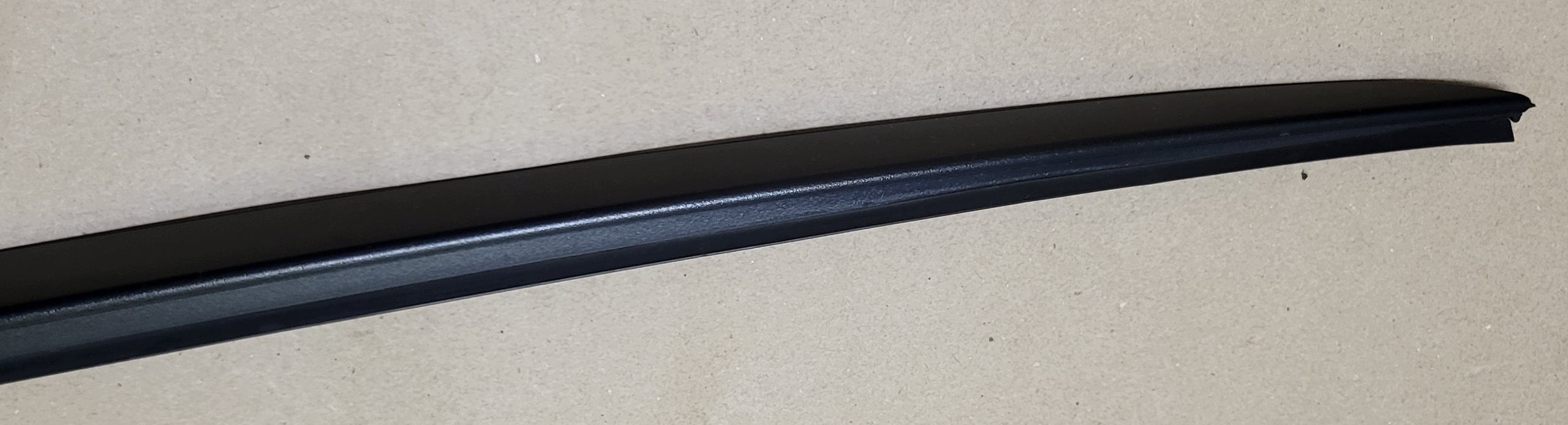 moulding windows windscreen right front front ODRZUTNIK KIA CEED III LIFT OE
