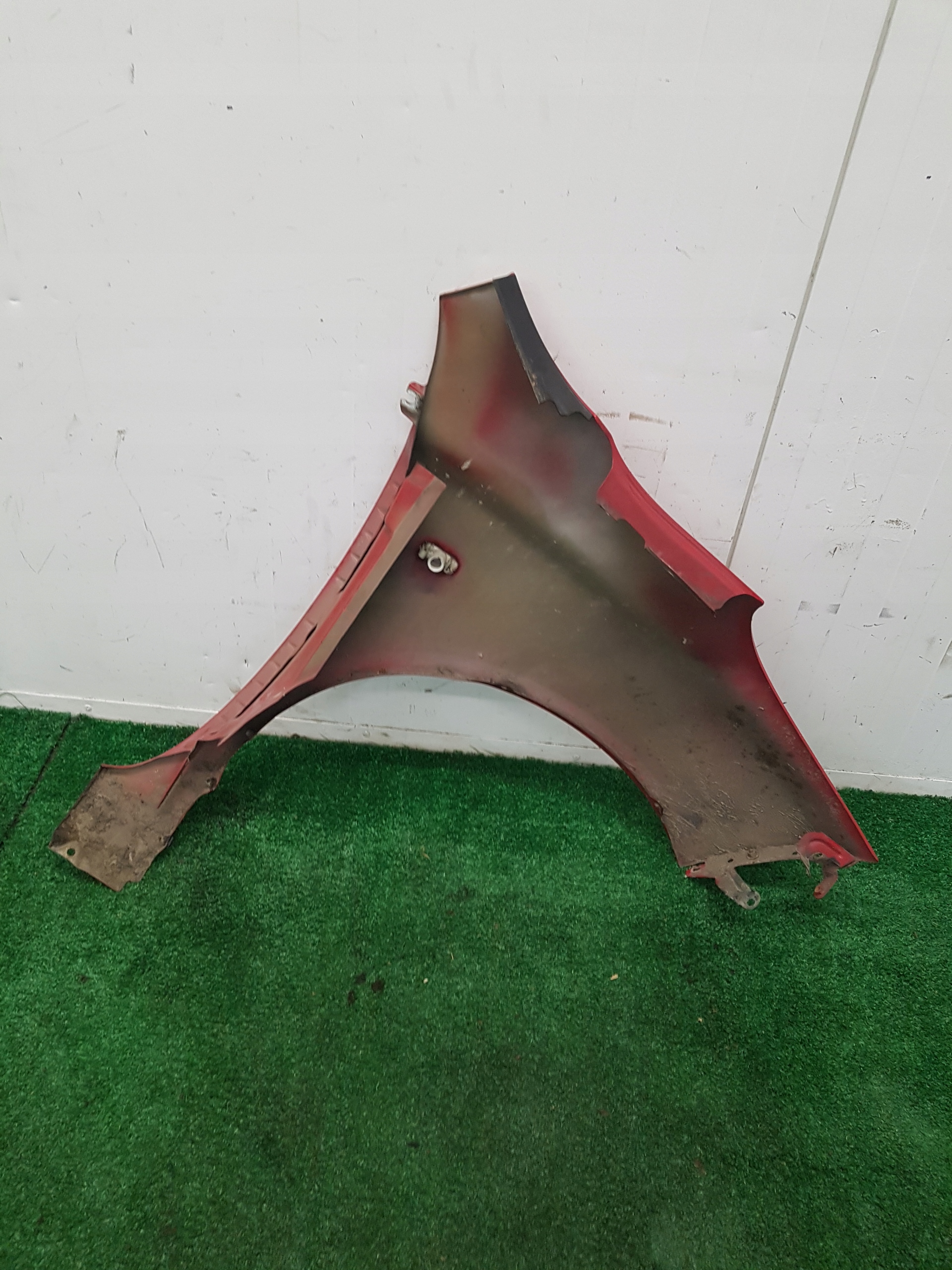 fender left front NISSAN MICRA K12