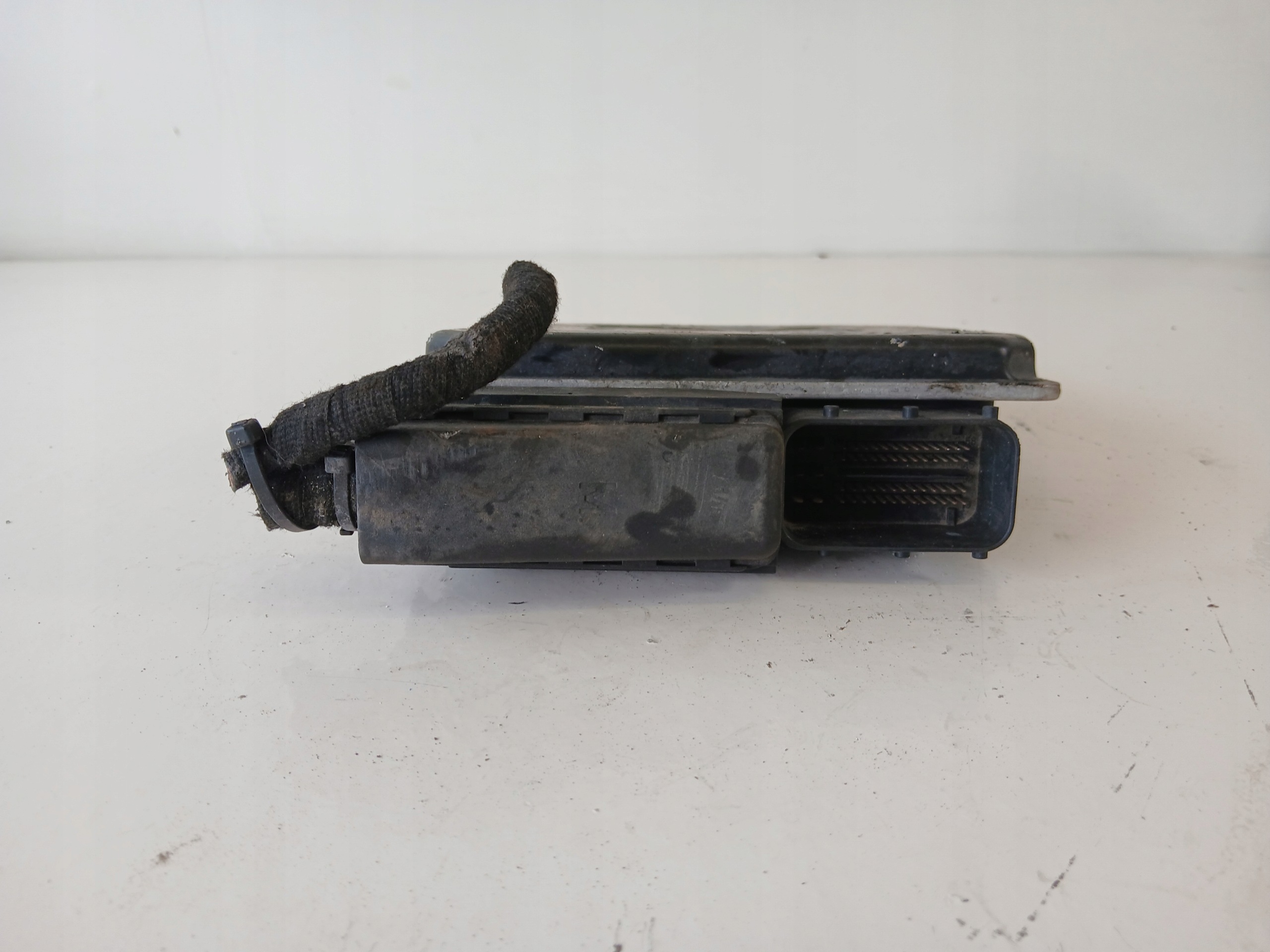 MERCEDES W203 1.8 K control unit computer of the engine A2711539079