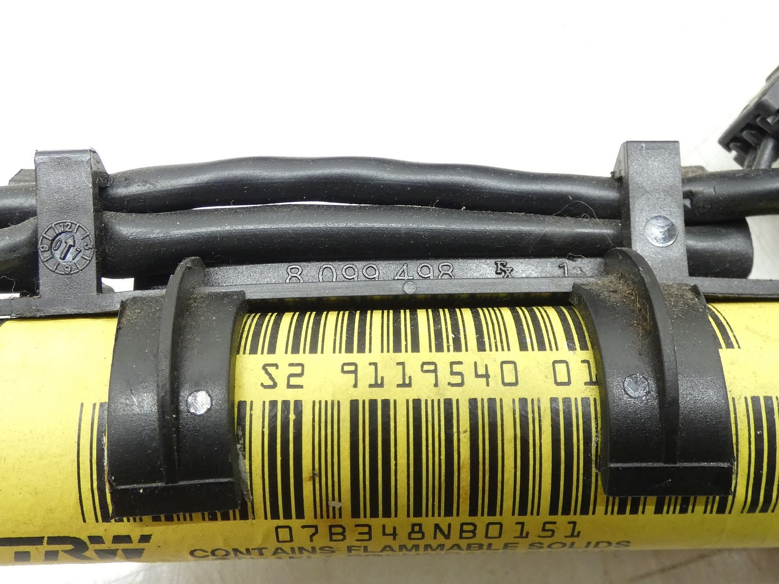 ZAPINKA KLAMRA adjuster supports left front BMW X3 E83 9119539