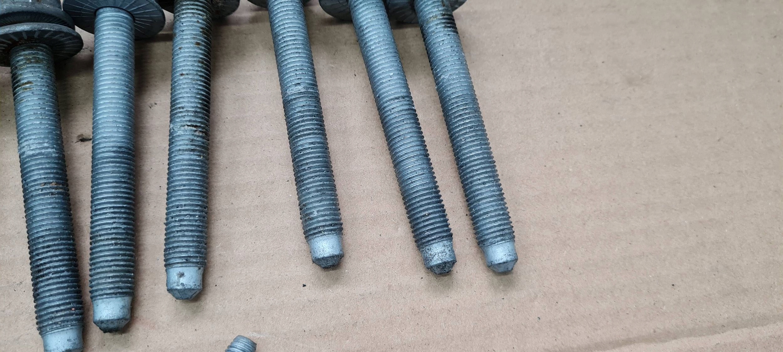 A5 8W screws springing SANEK axle beam KOLYSKI siders front A4 B9 8W