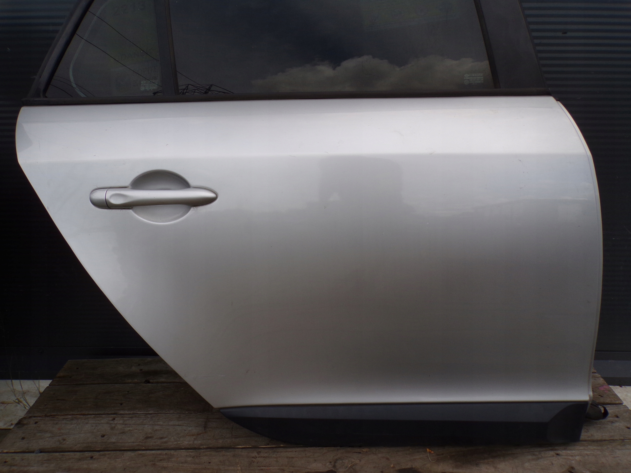 door right rear. RENAULT MEGANE 3 III complete colour TED69
