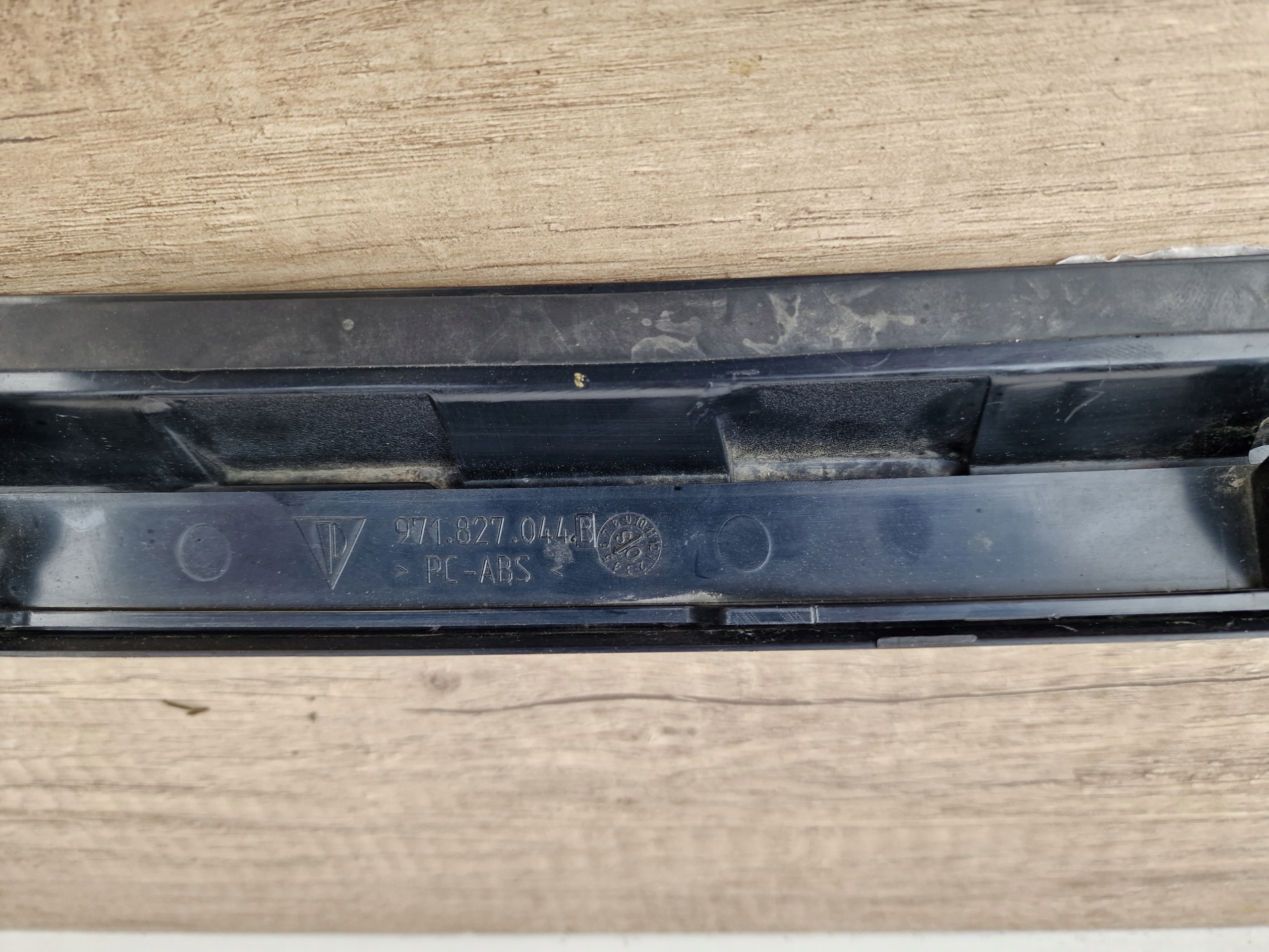 PORSCHE PANAMERA 971 moulding bonnet cap cap