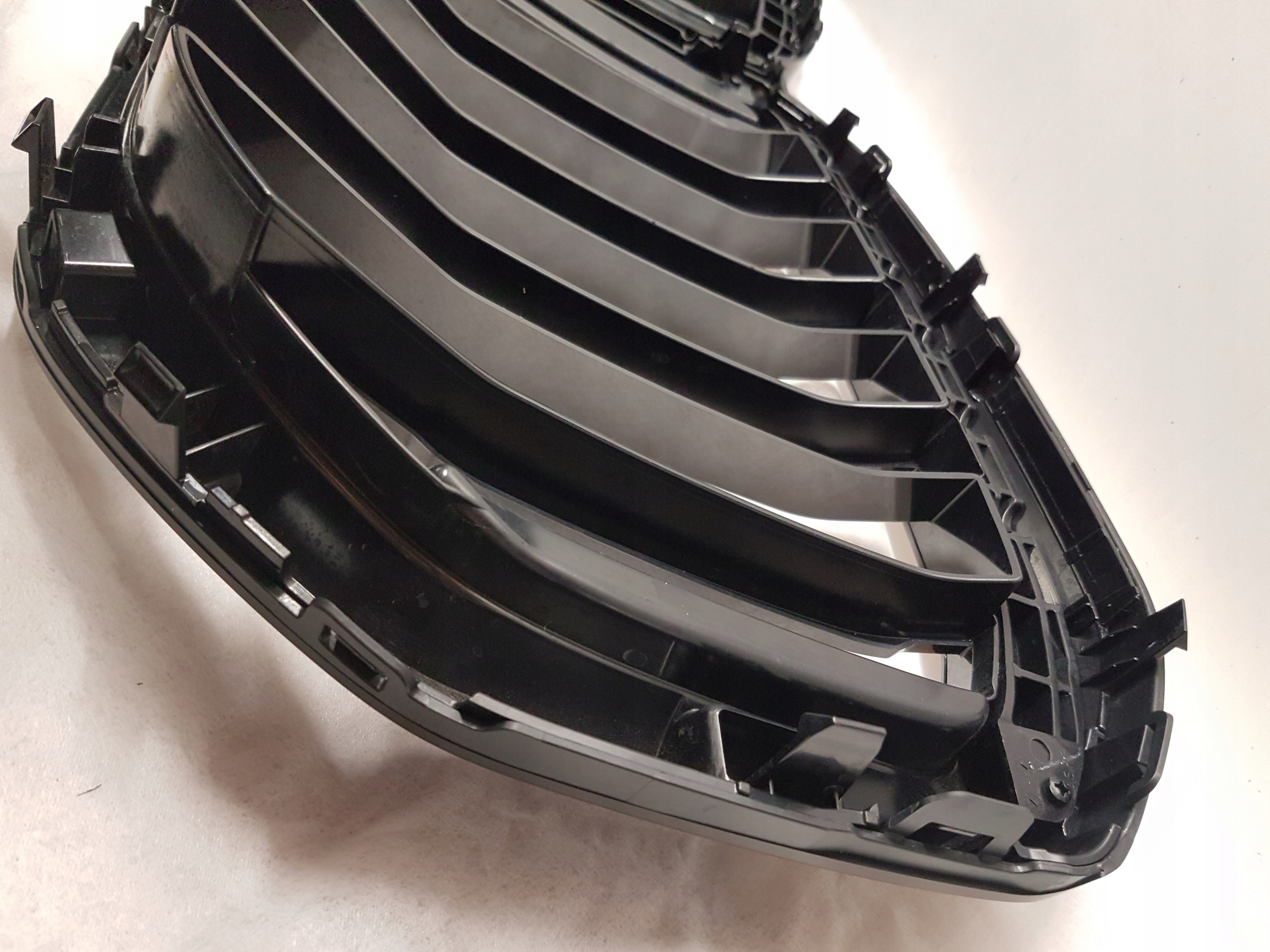 maska ledvinky BMW X5 G05 LCI m-packet 5A67CC8