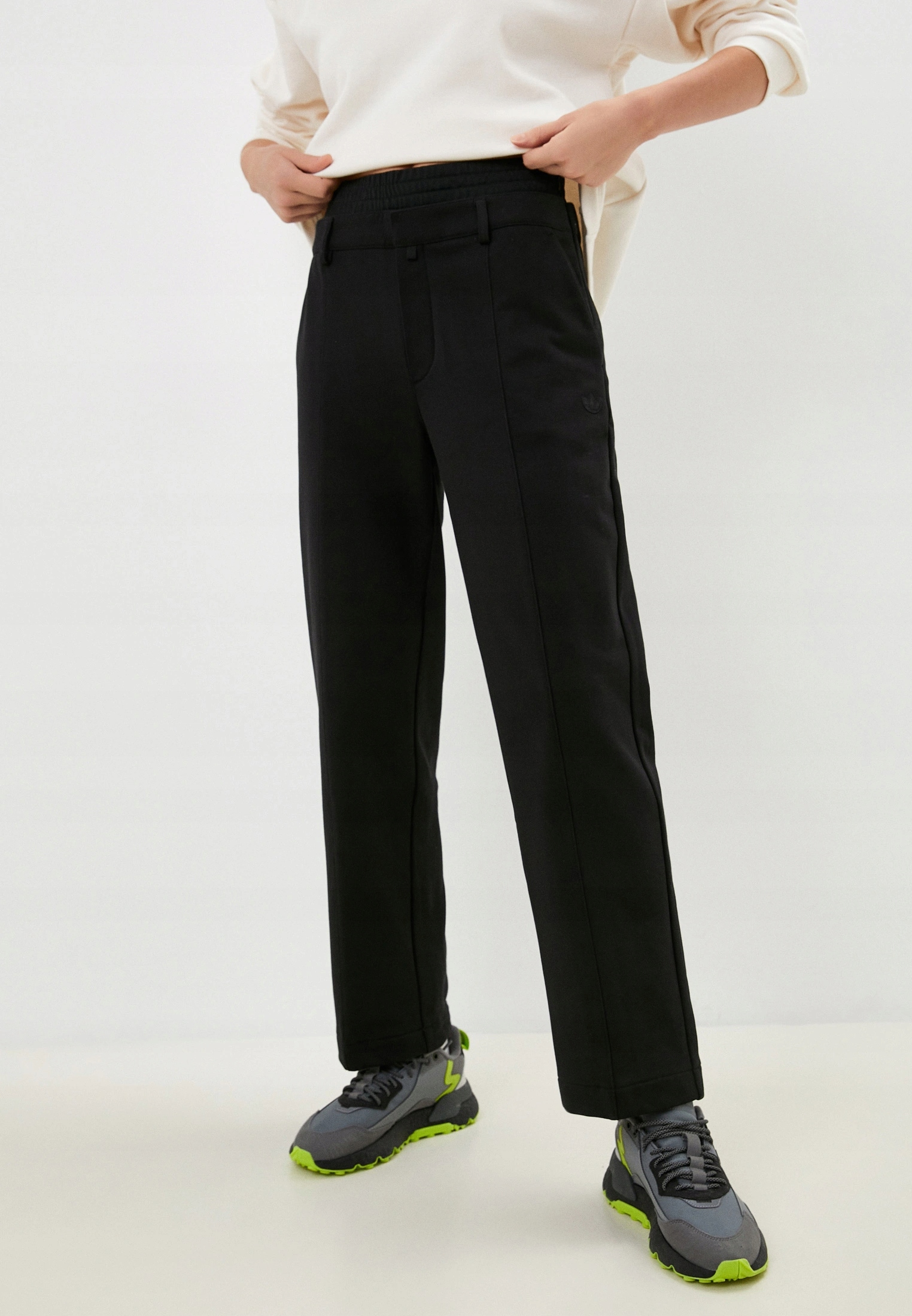 Adidas Černé Jednoduché Kalhoty HB9388 (30)