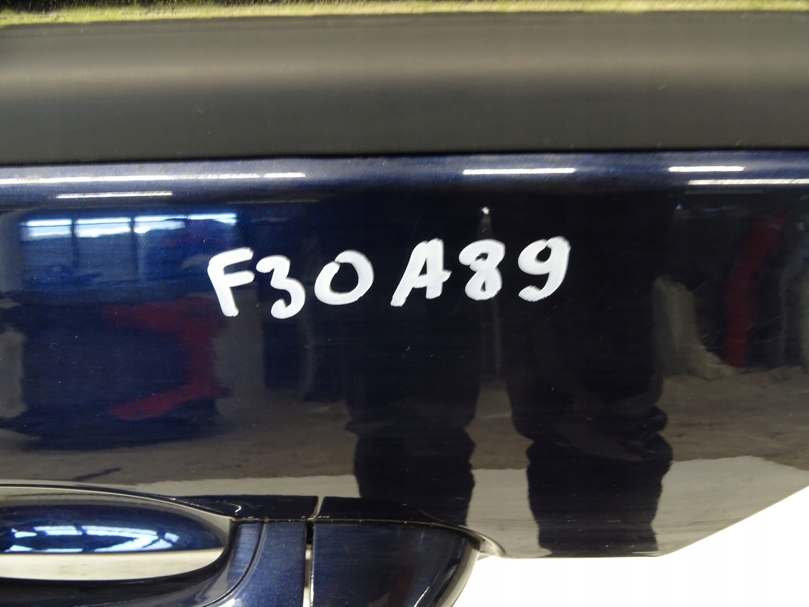 door left rear part left rear. BMW F30 LIFT A89