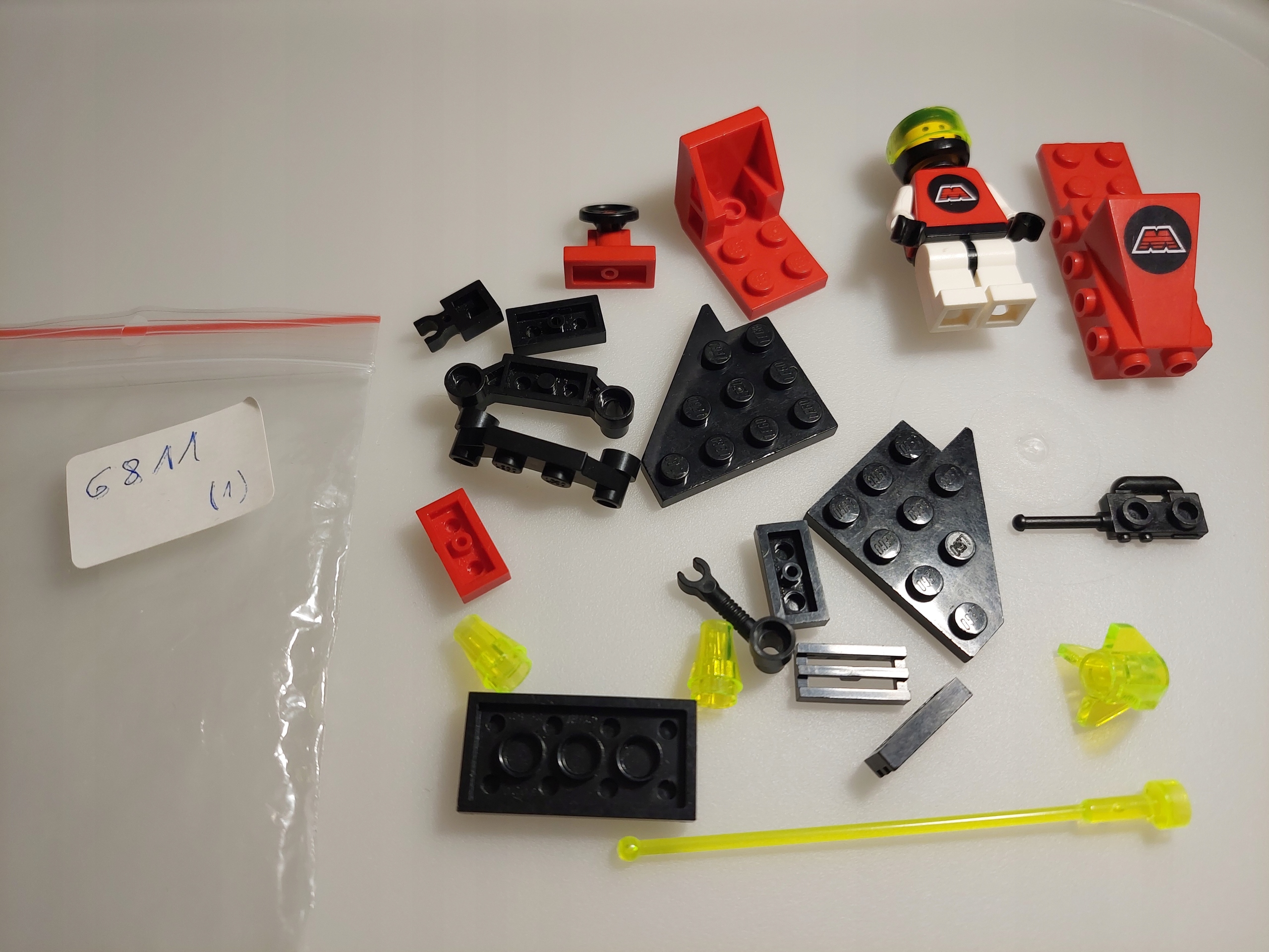 LEGO 6811 Pulsar Charger