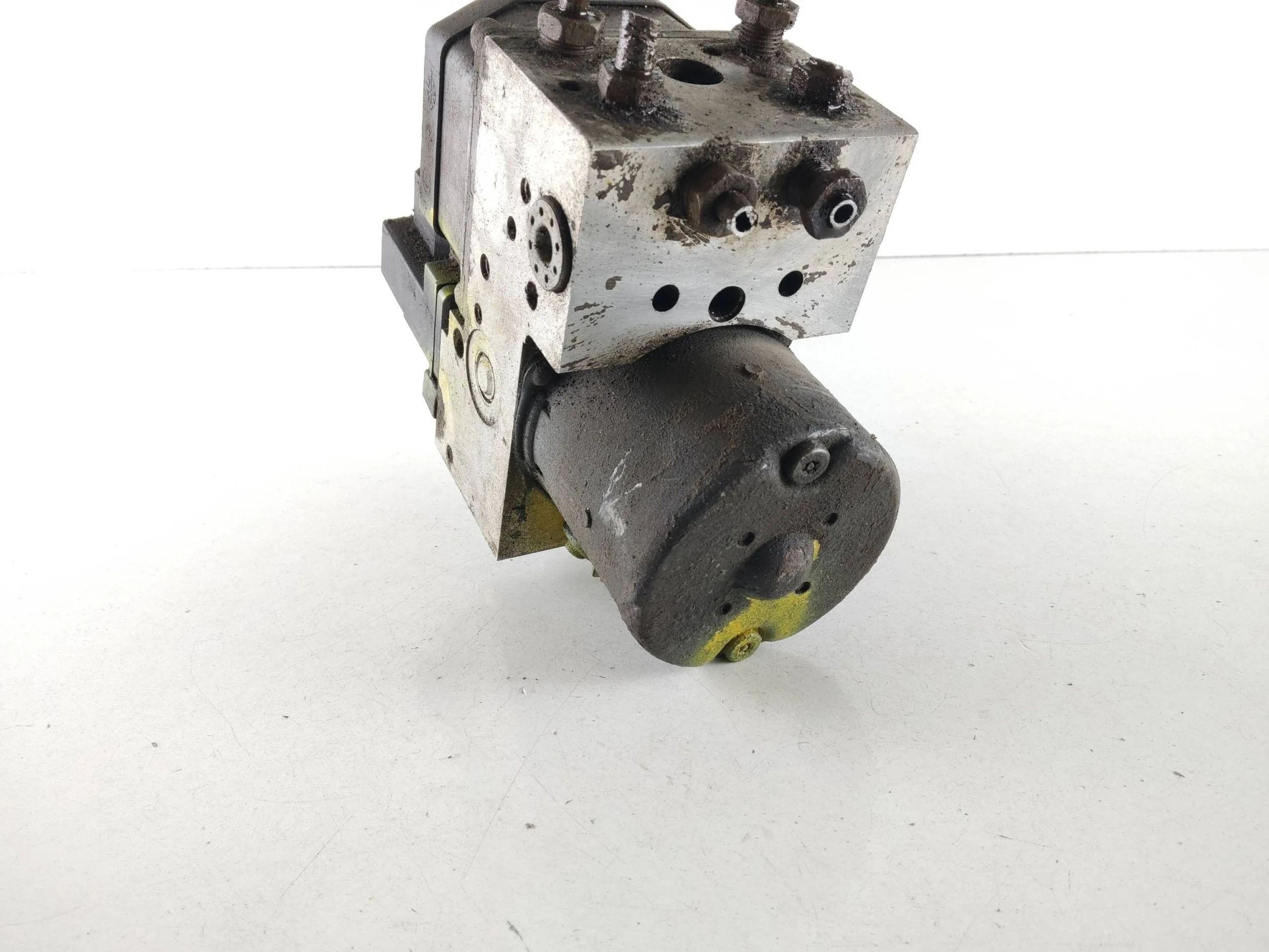 Hummer H2 03-07 насос ABS 15184640