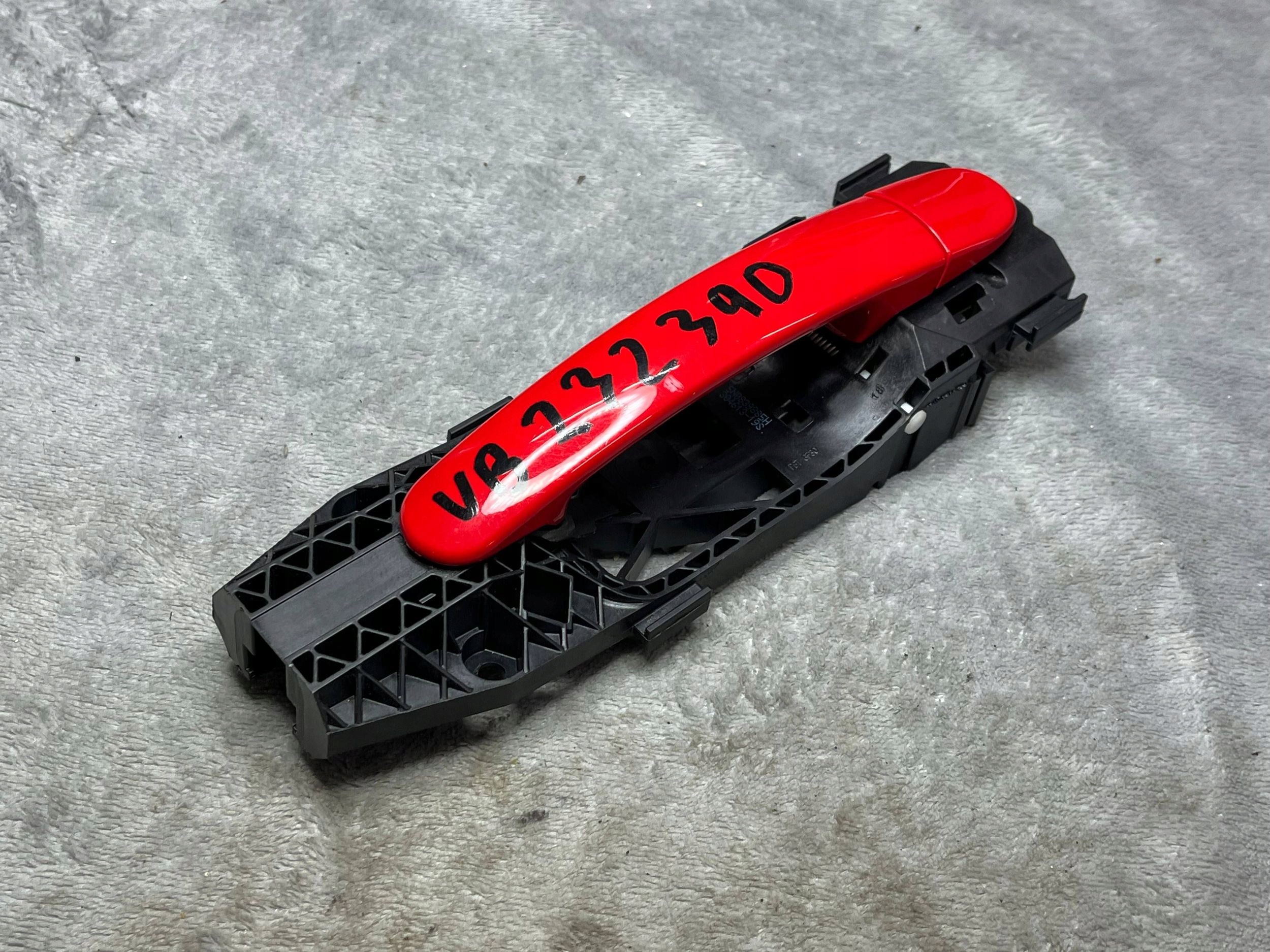 handle right front 5N0839885H SEAT LEON III LIFT !J