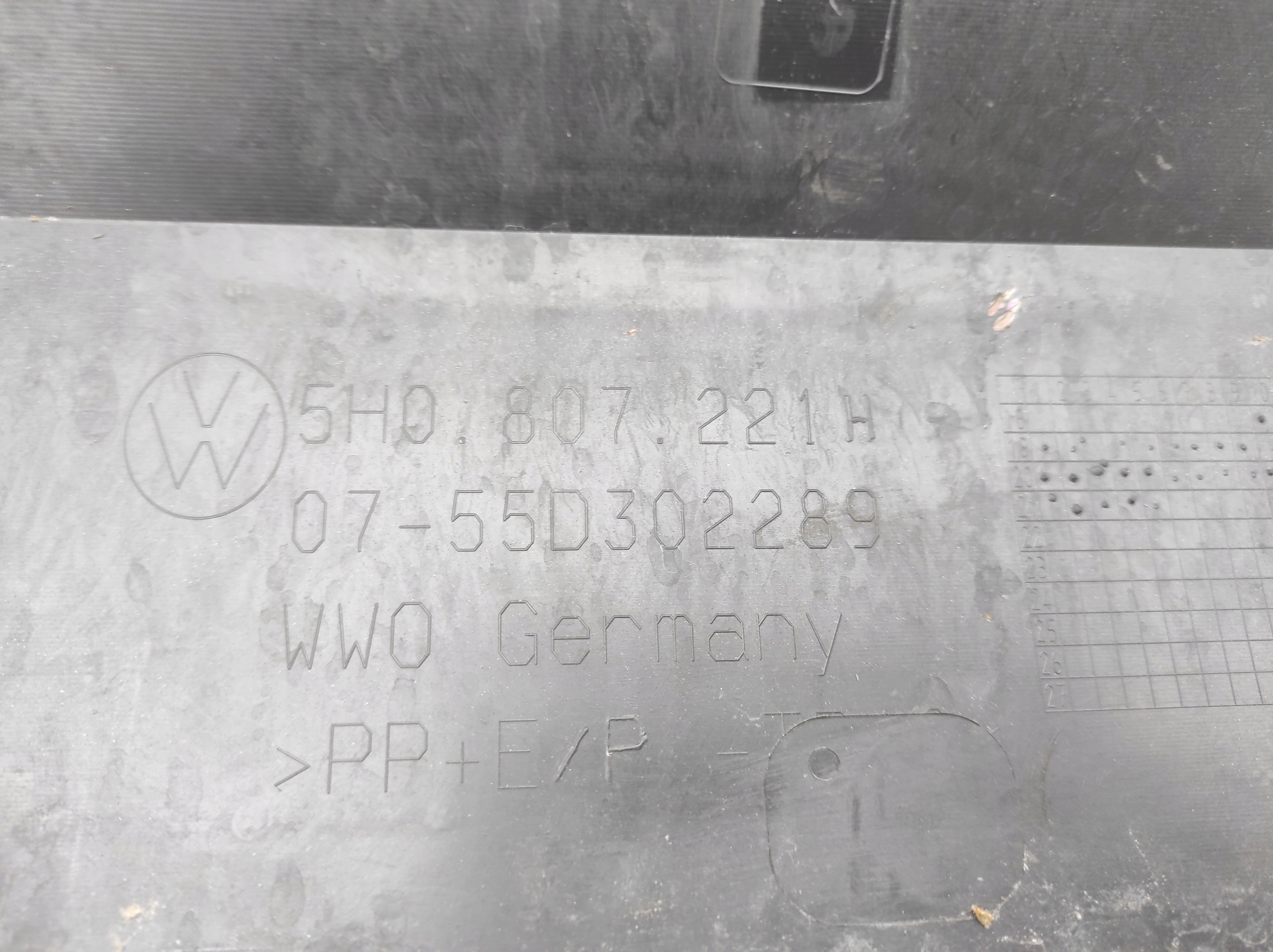 front bumper VW GOLF VIII 8 5H 5H0 5H0807221H