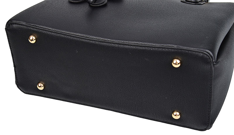 GALLANTRY elegancka TOREBKA damska KUFEREK pasek LOGO Materiał dominujący skóra ekologiczna