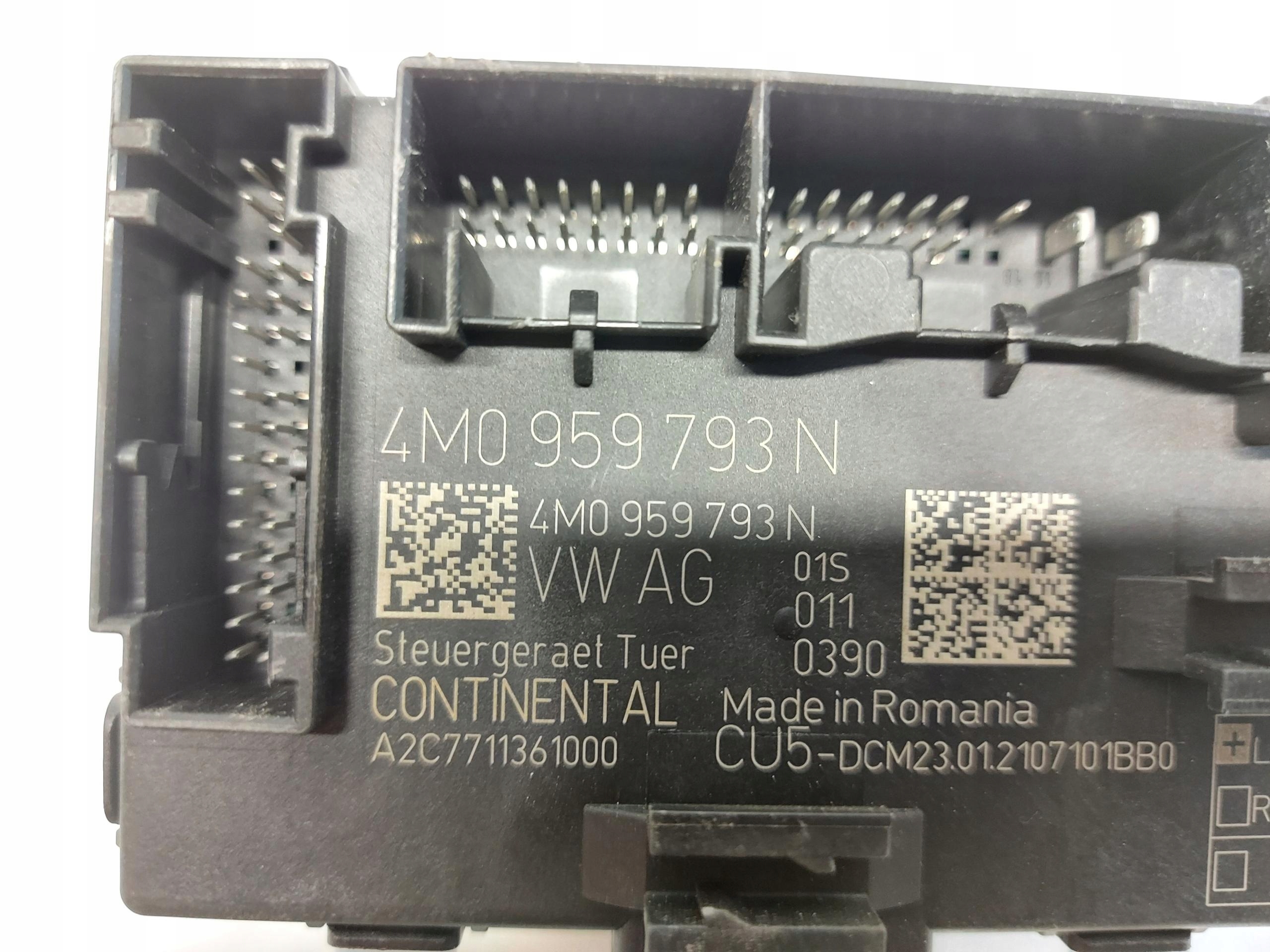 Porsche Taycan 4S 9J1 2021r control unit module door 4M0959793N