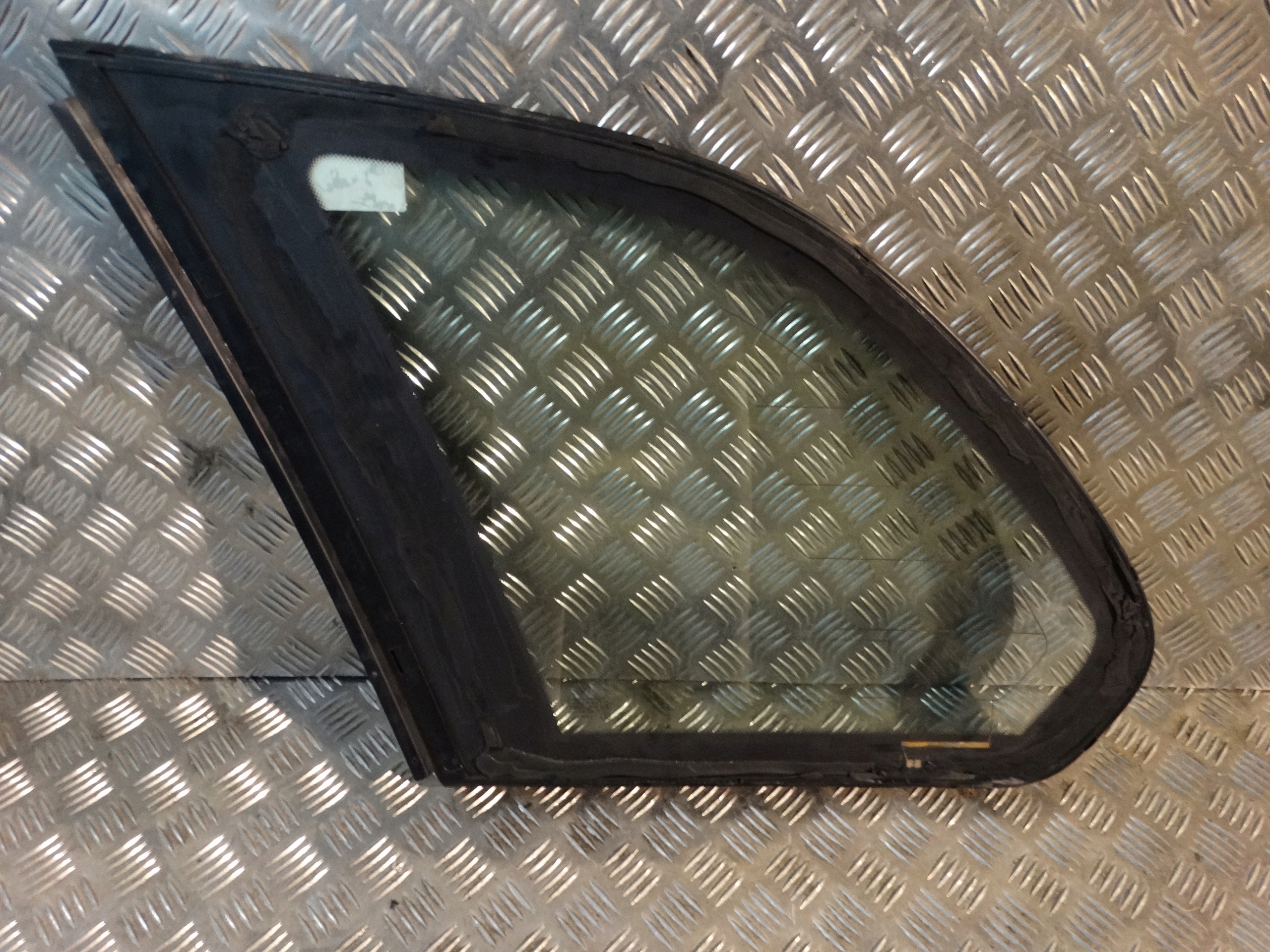 window bodywork WKLEJKA right rear part BMW X5 E53 1
