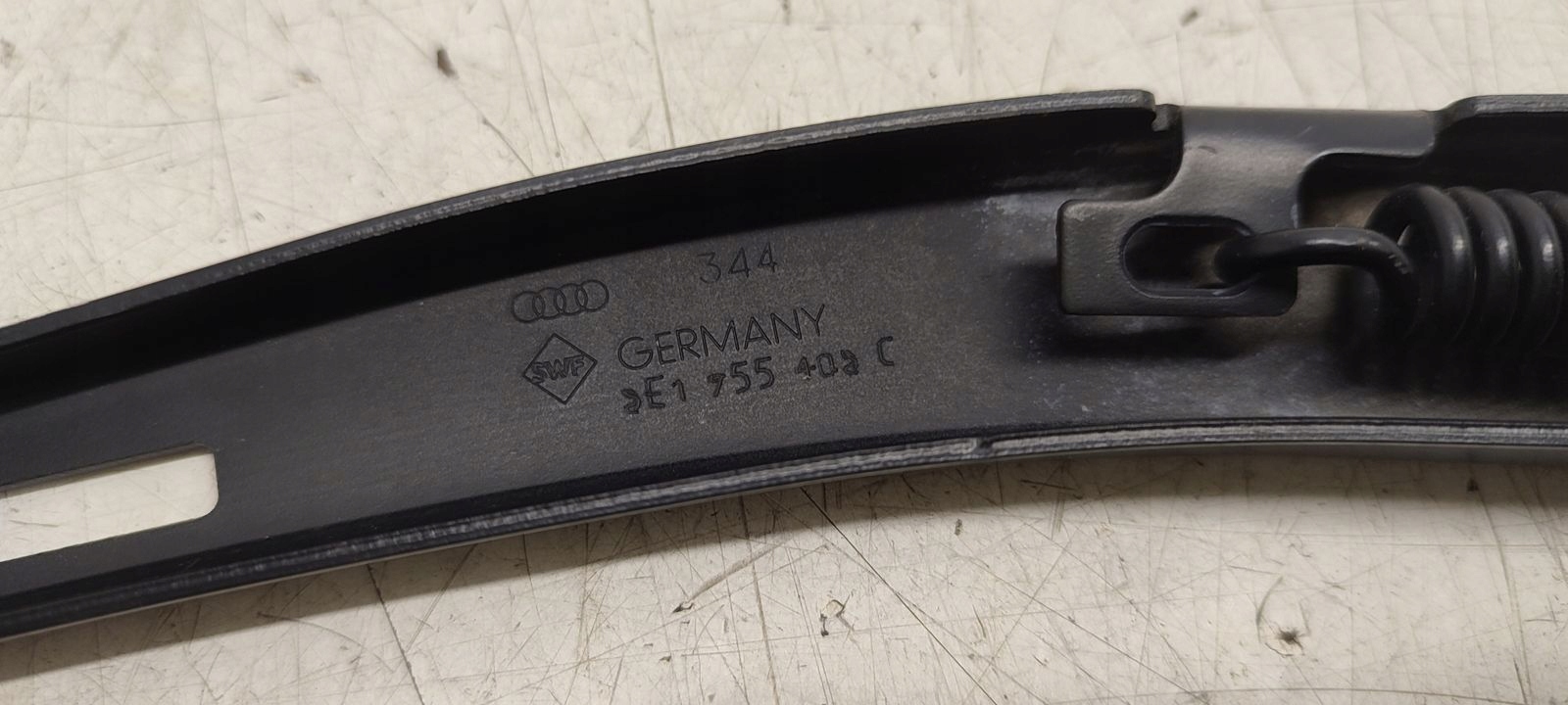 wischerarm links Audi A4 B6 1,6 8V MPI