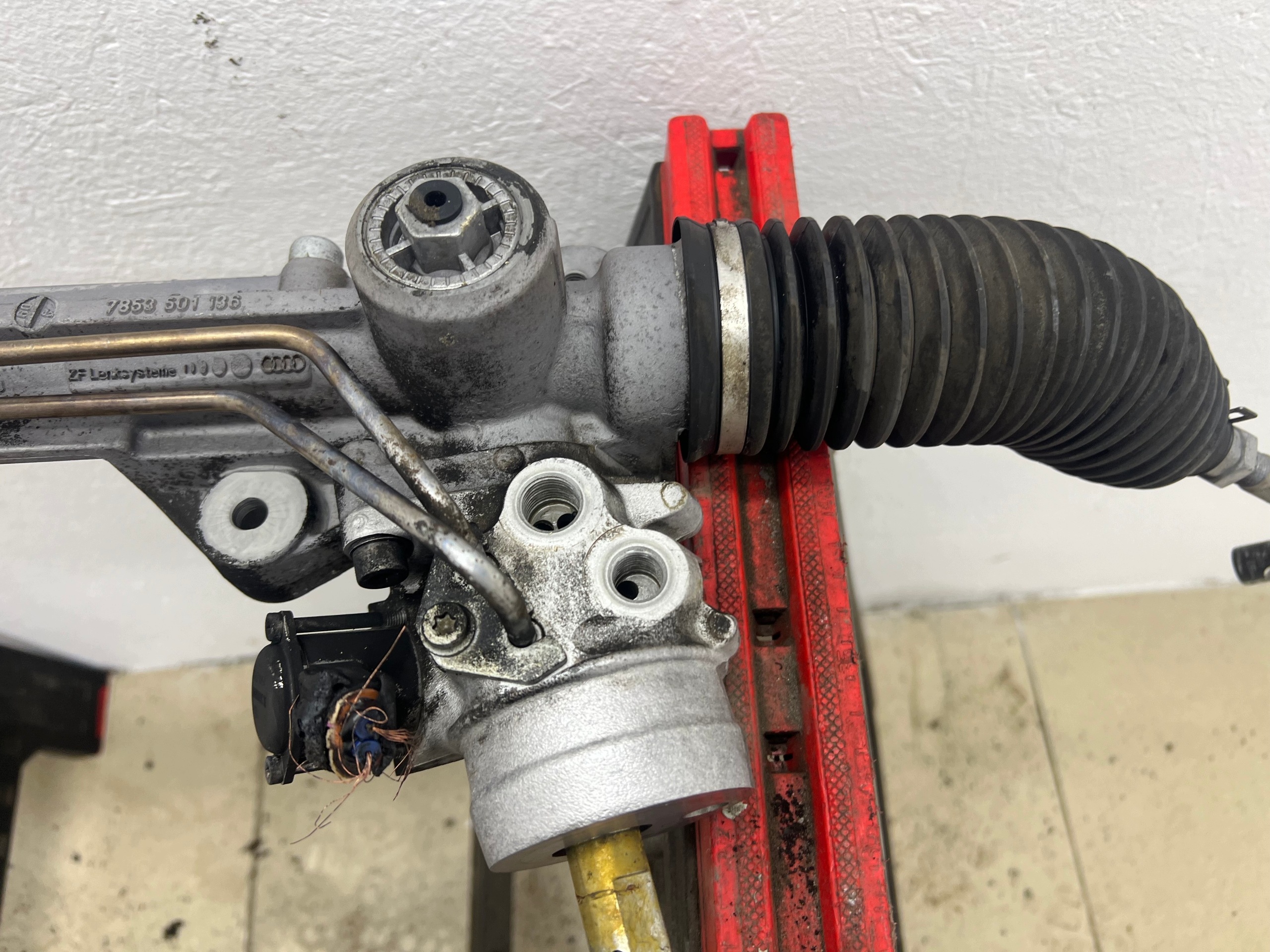 control drag rod servo steering AUDI A6 C6 4F1422066A EUROPA