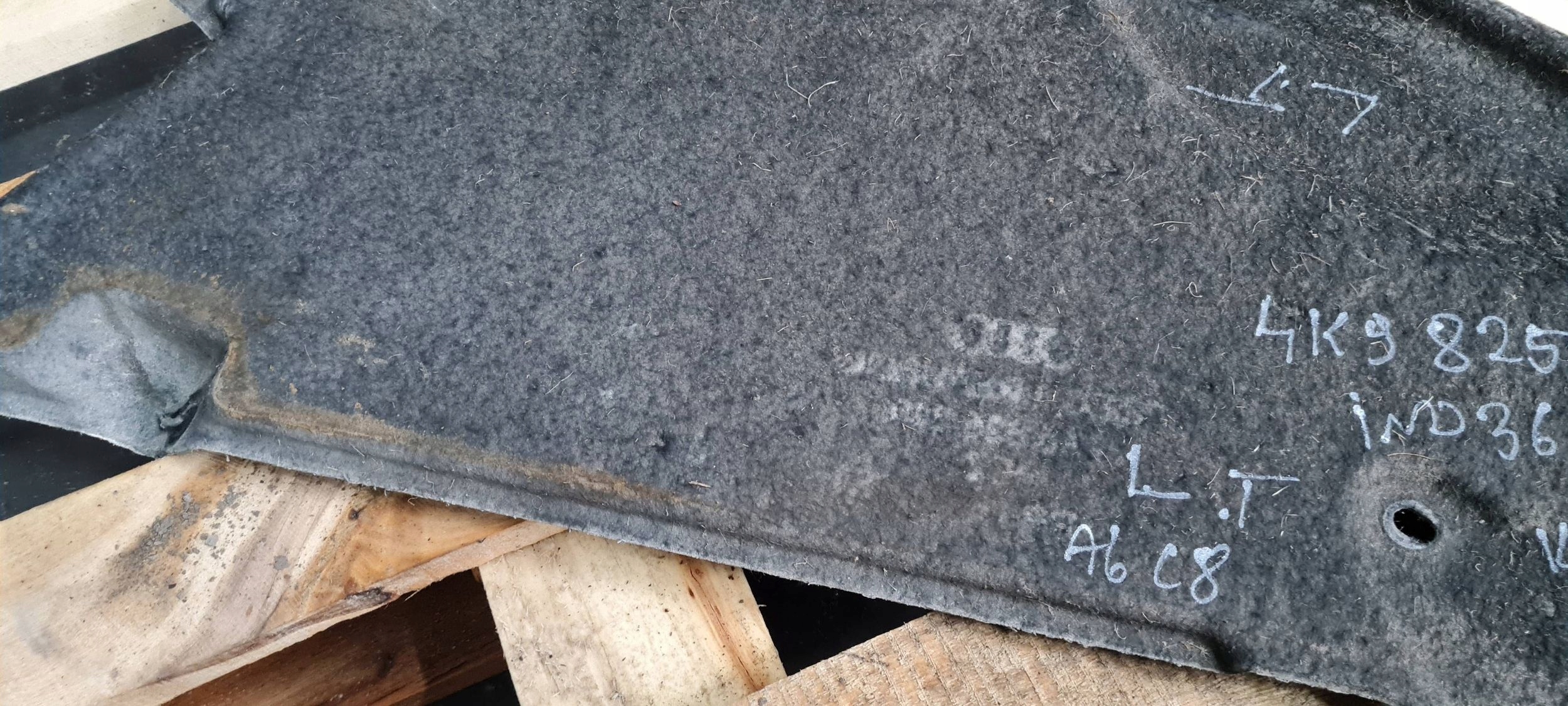 A6 C8 4K Blende Abdeckung abdeckung Unterfahrschutz des Bodens links links heck 4K0825215