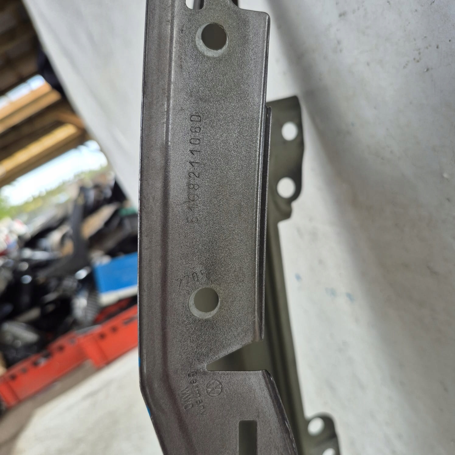 VW GOLF SPORTSVAN 14-20 fender front front right