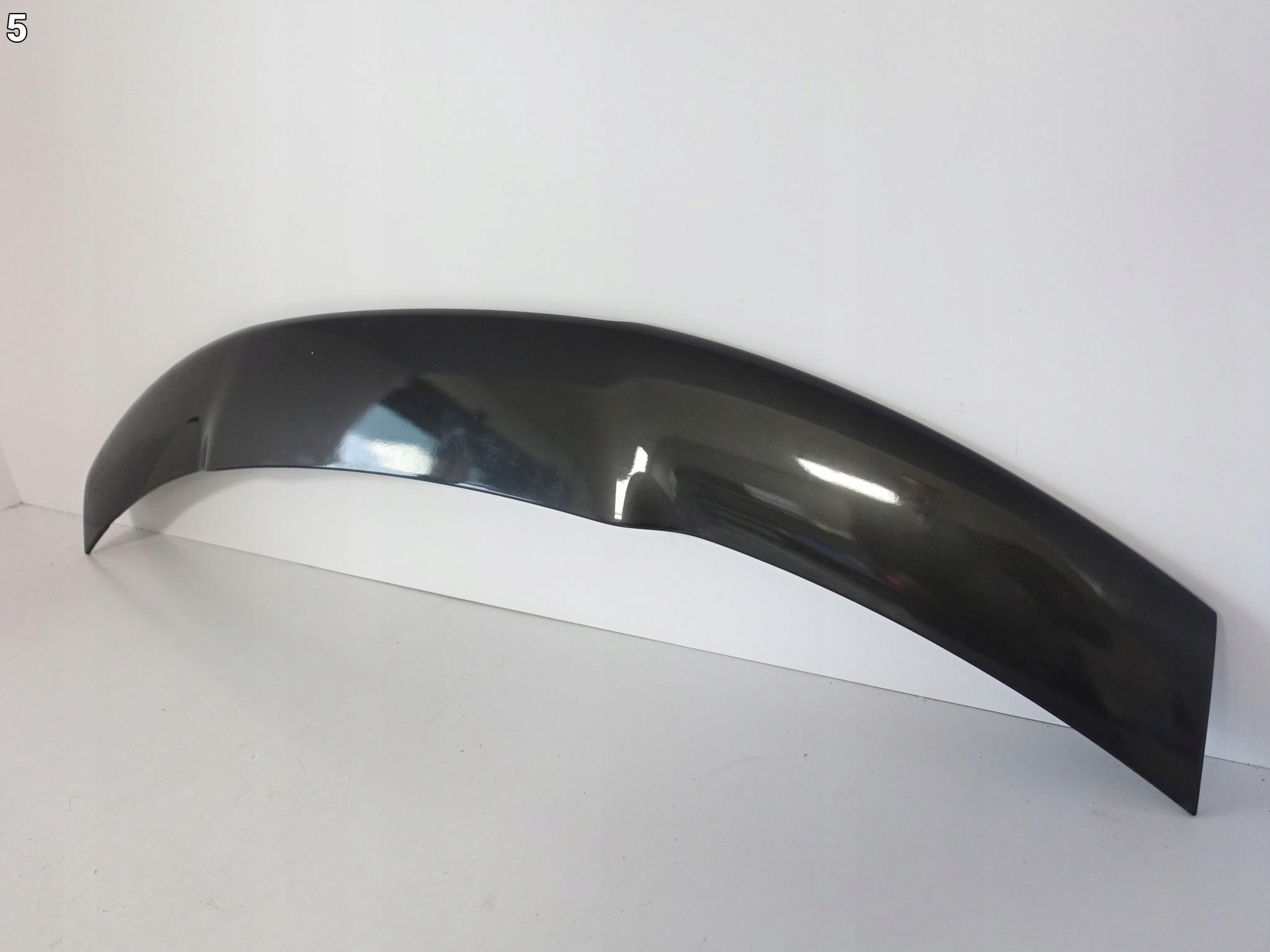 ASTON MARTIN V12 VANTAGE 10-18 SPOILER diffuser moulding W bumper rear part