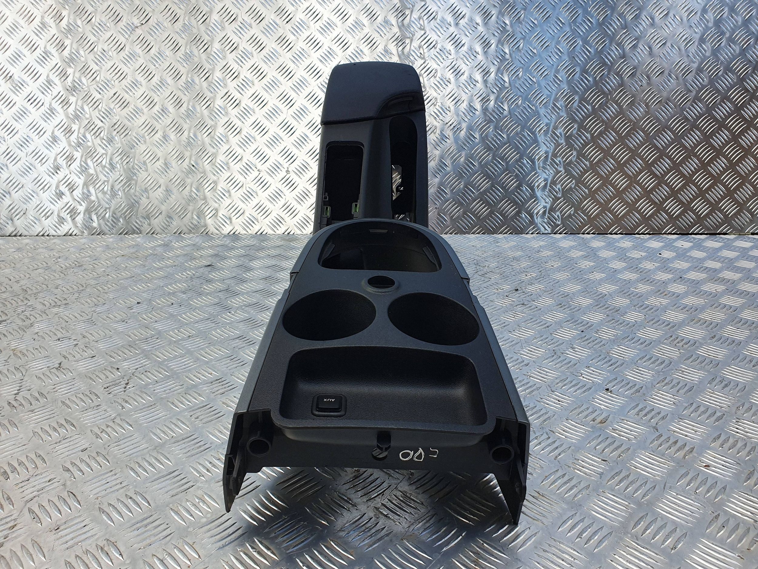 TUNEL central armrest 5P0864251B SEAT ALTEA XL