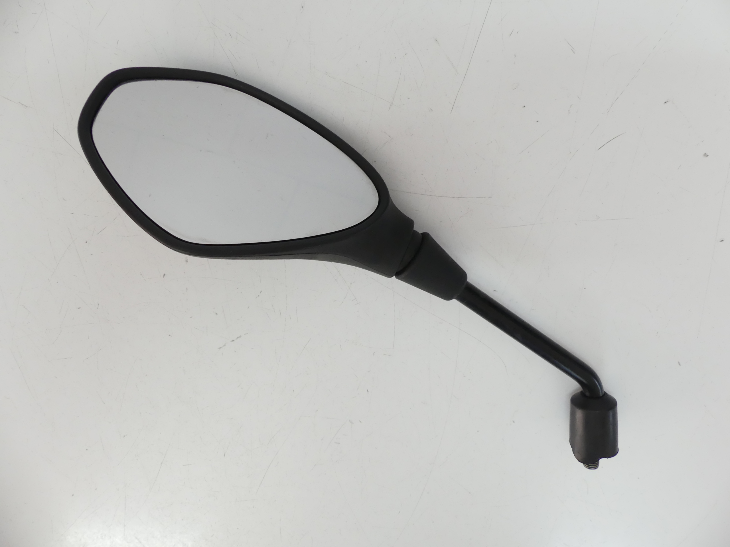 . ЗЕРКАЛО ЛЕВОЕ APRILIA SR MAX 300 11 +