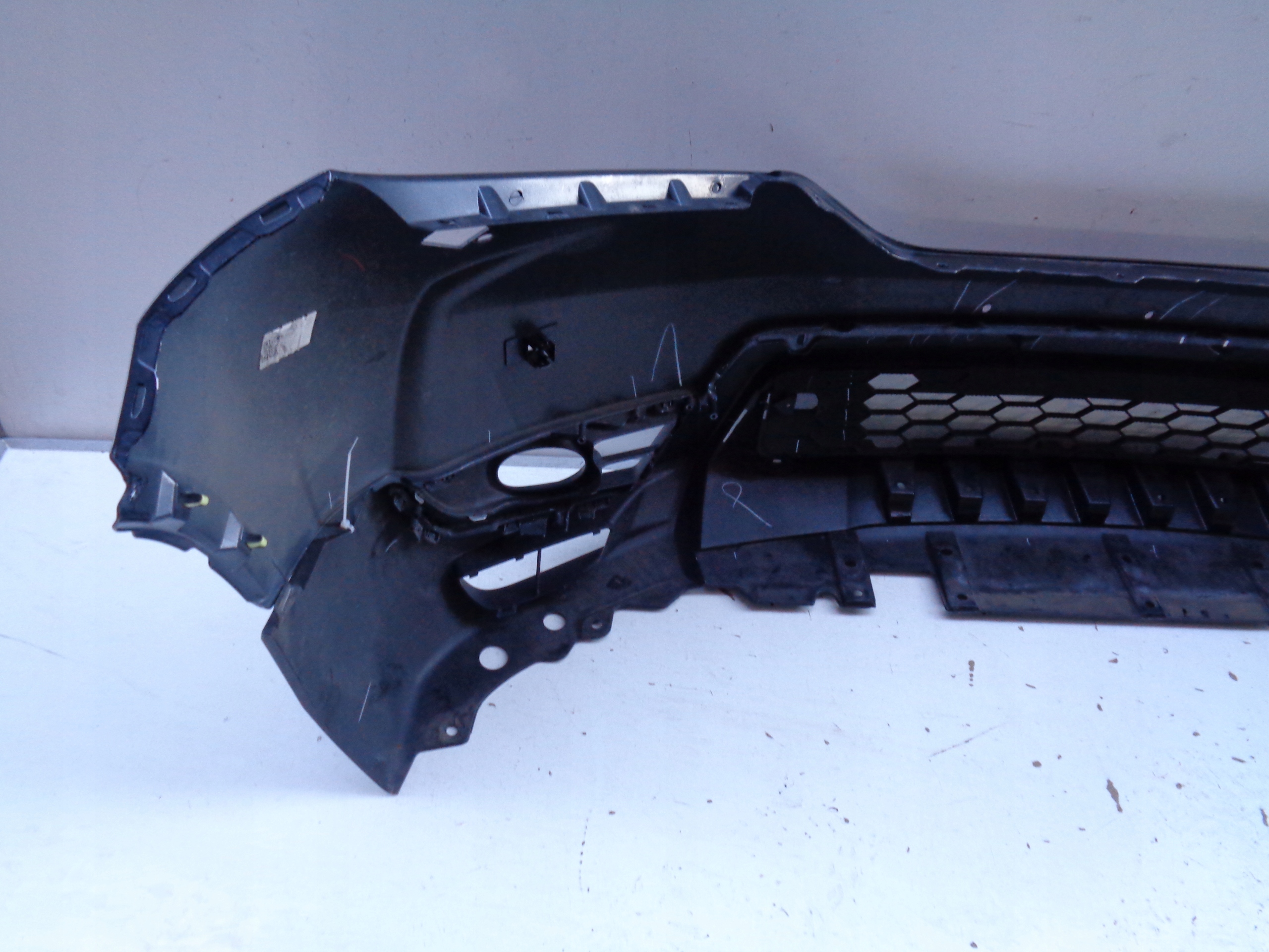 front bumper HONDA CRV V 19-23 NR 44329