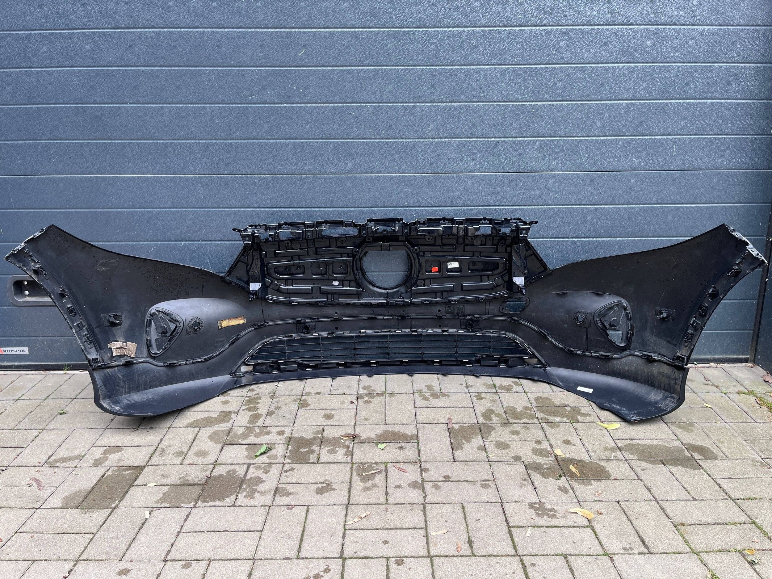 Mercedes Eqb A243 21- bumper front front