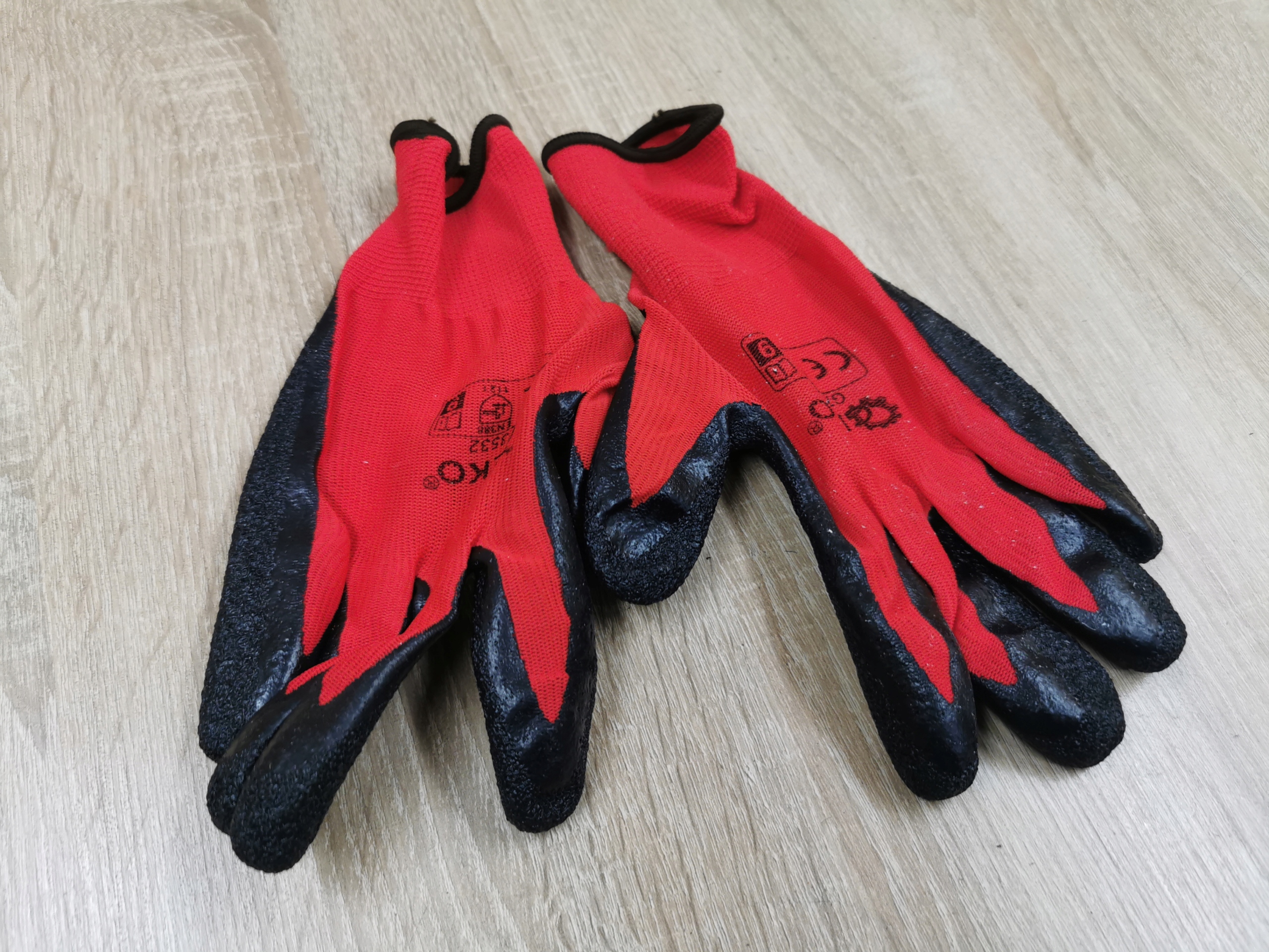 Rękawice robocze Ochronne LATEXOWE Czerwone ROZ 9 Liczba par w opakowaniu 1