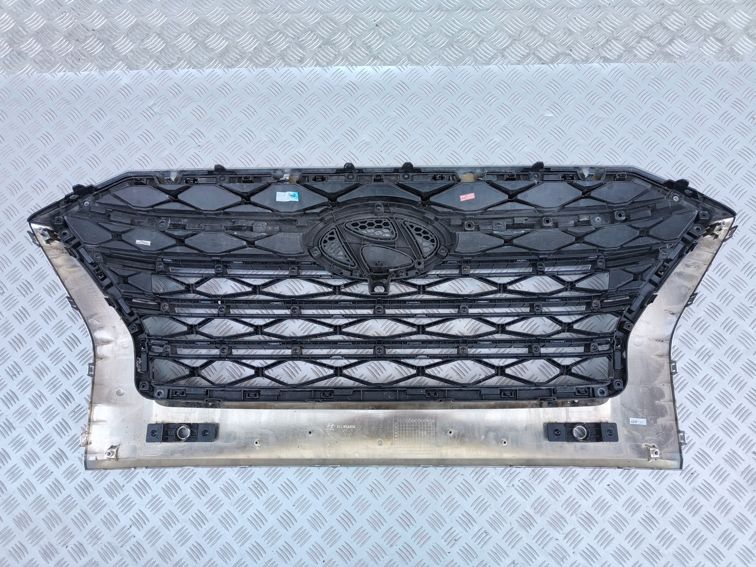 HYUNDAI PALISADE 2020 2021 2022- GRILL ATRAPA CHŁODNICY PRZÓD USA Jakość części (zgodnie z GVO) O - oryginał z logo producenta pojazdu (OE)