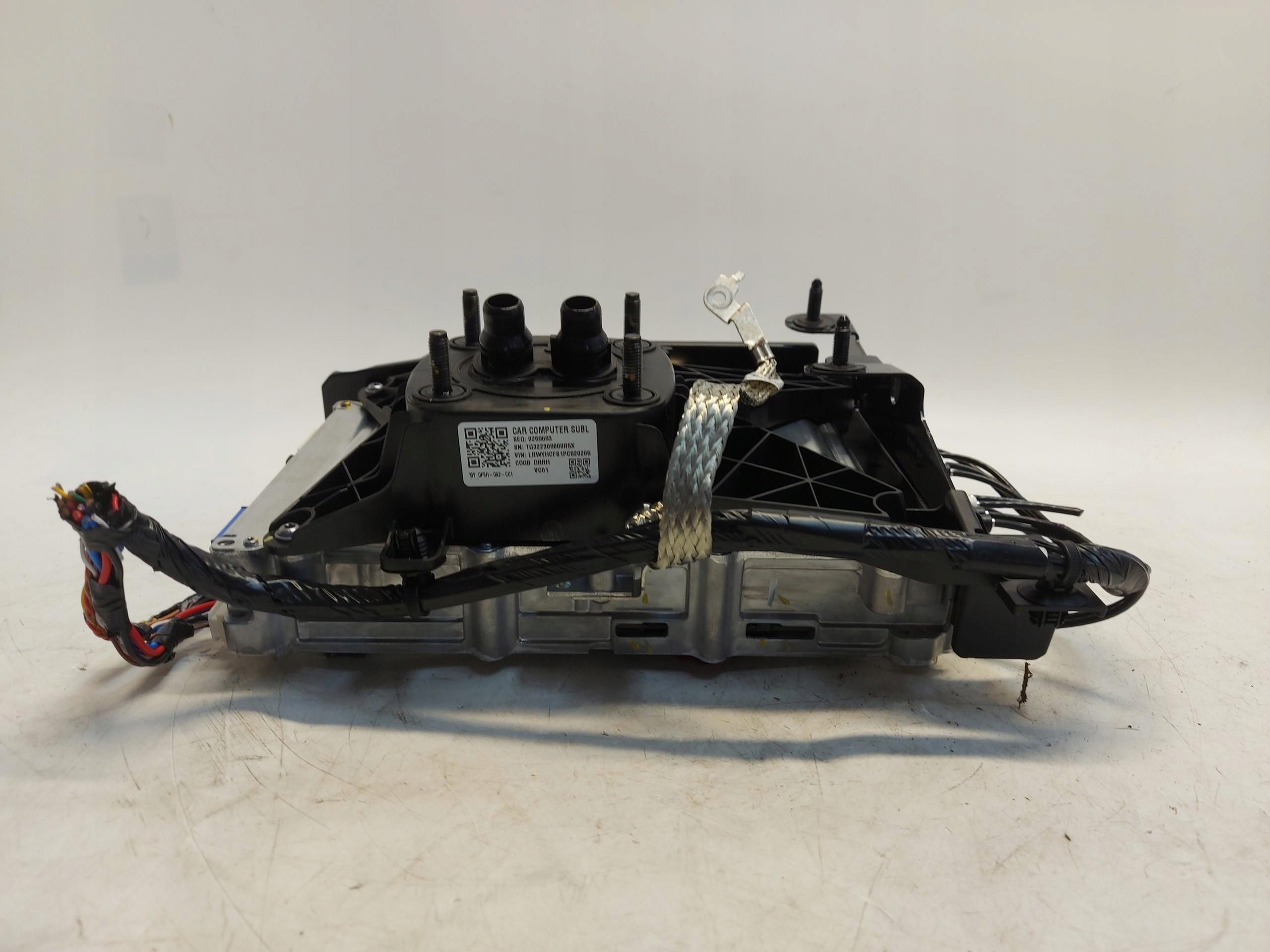 TESLA MODEL Y 2022r module control unit computer autopilot 1684435-05-h