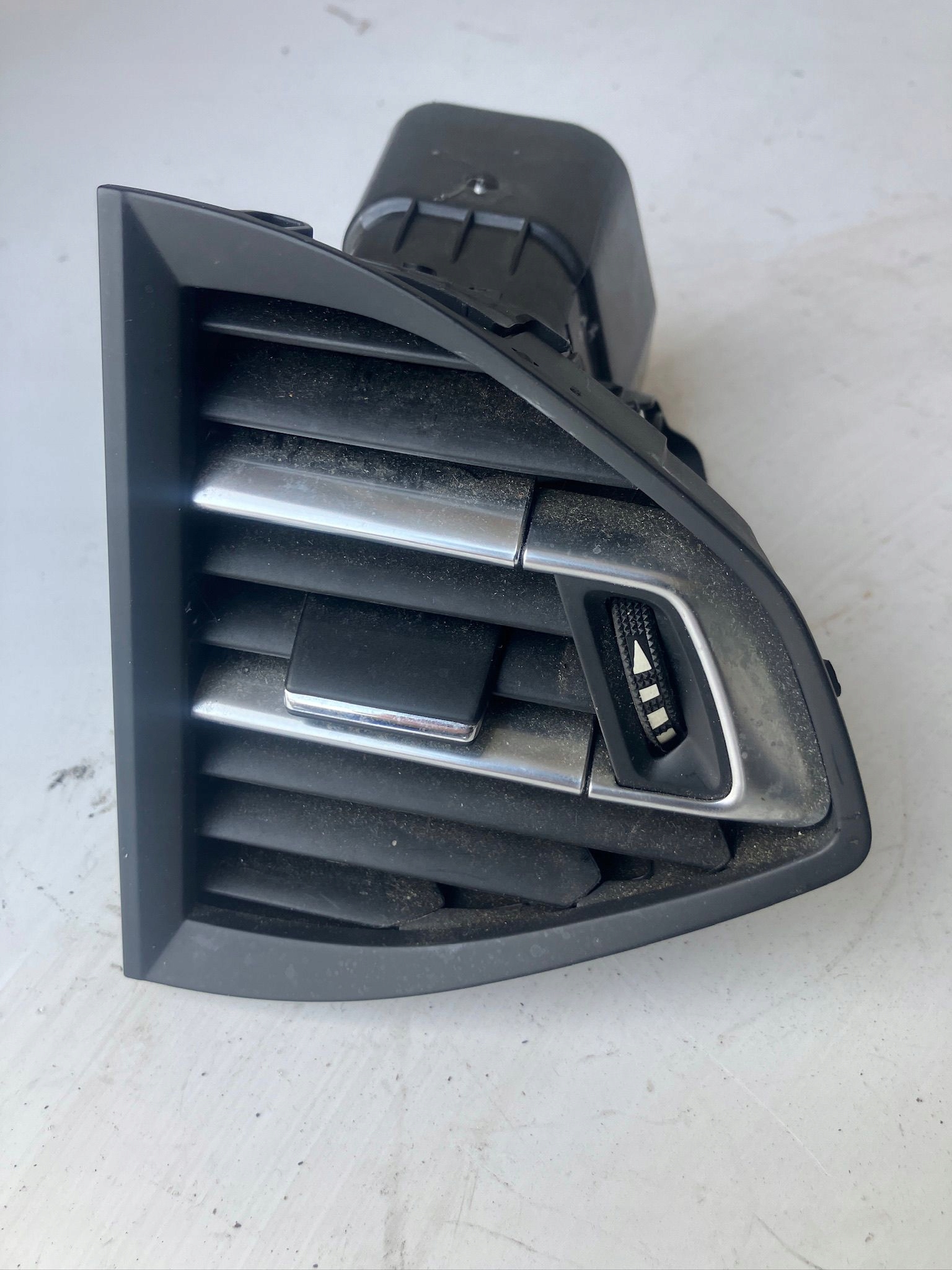 grid air conditioning devices right central PEUGEOT 308 T9 96782700 #25