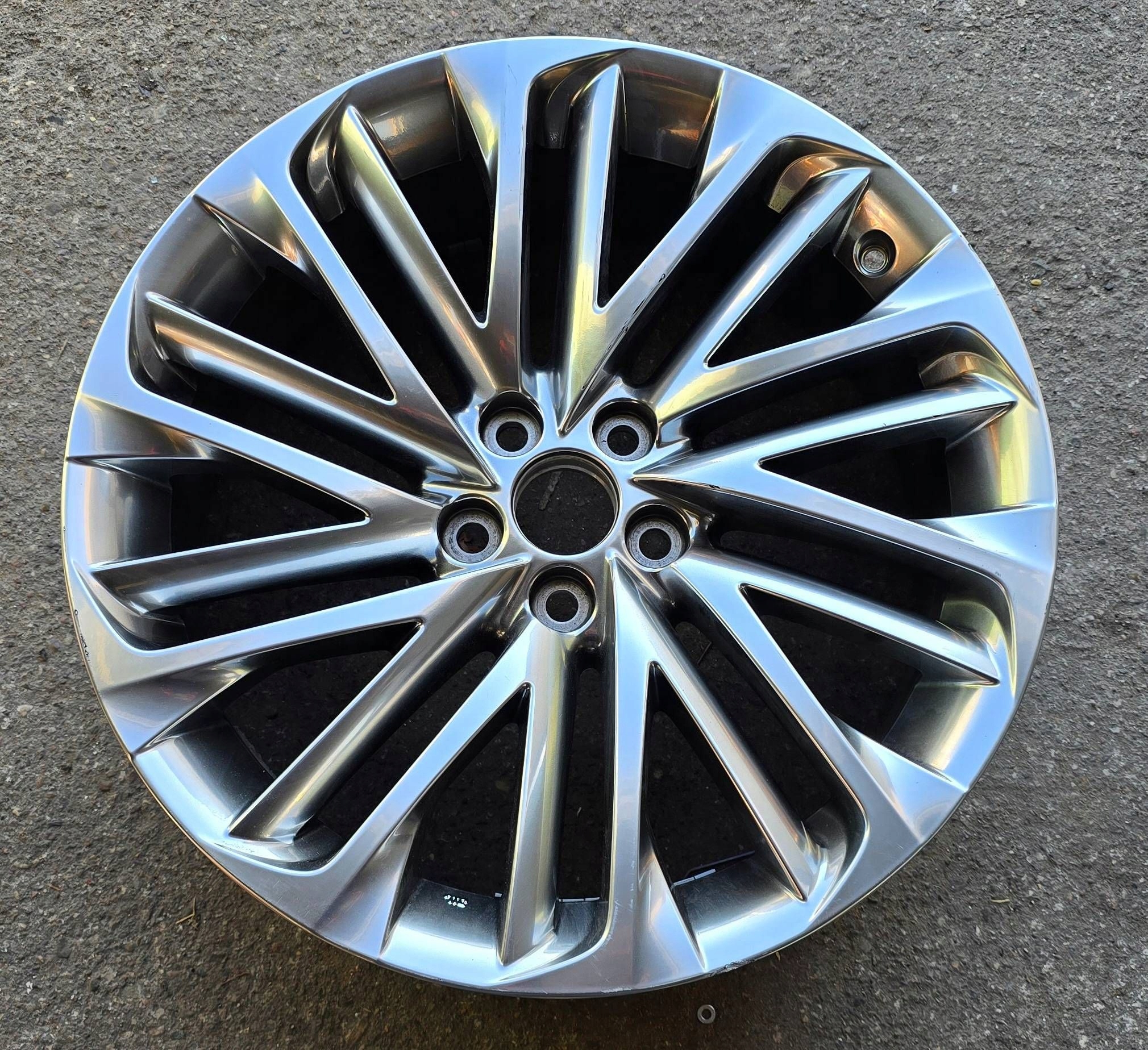 Lexus RX 450H disk 20 cali 5x114,3 et30 8J