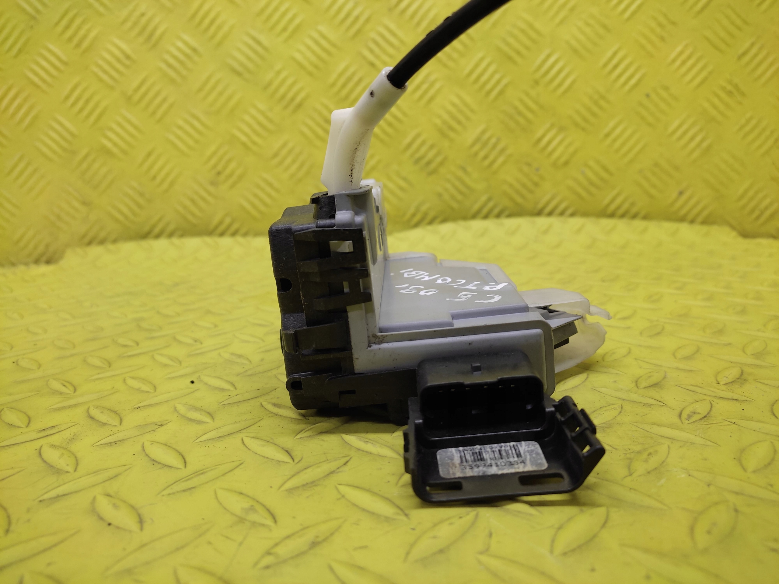 CITROEN C5 III KOMBI lock door right rear part
