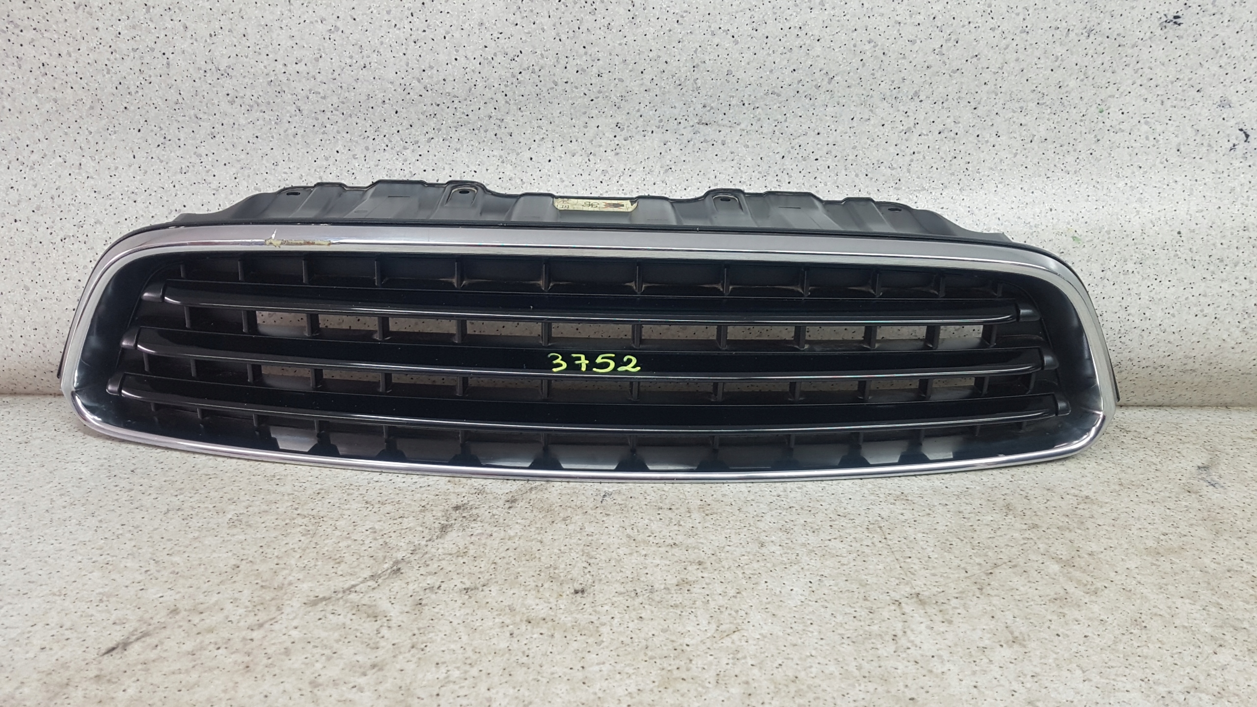 MINI COUNTRYMAN R60 front PREKLADgrill bumper front 3752