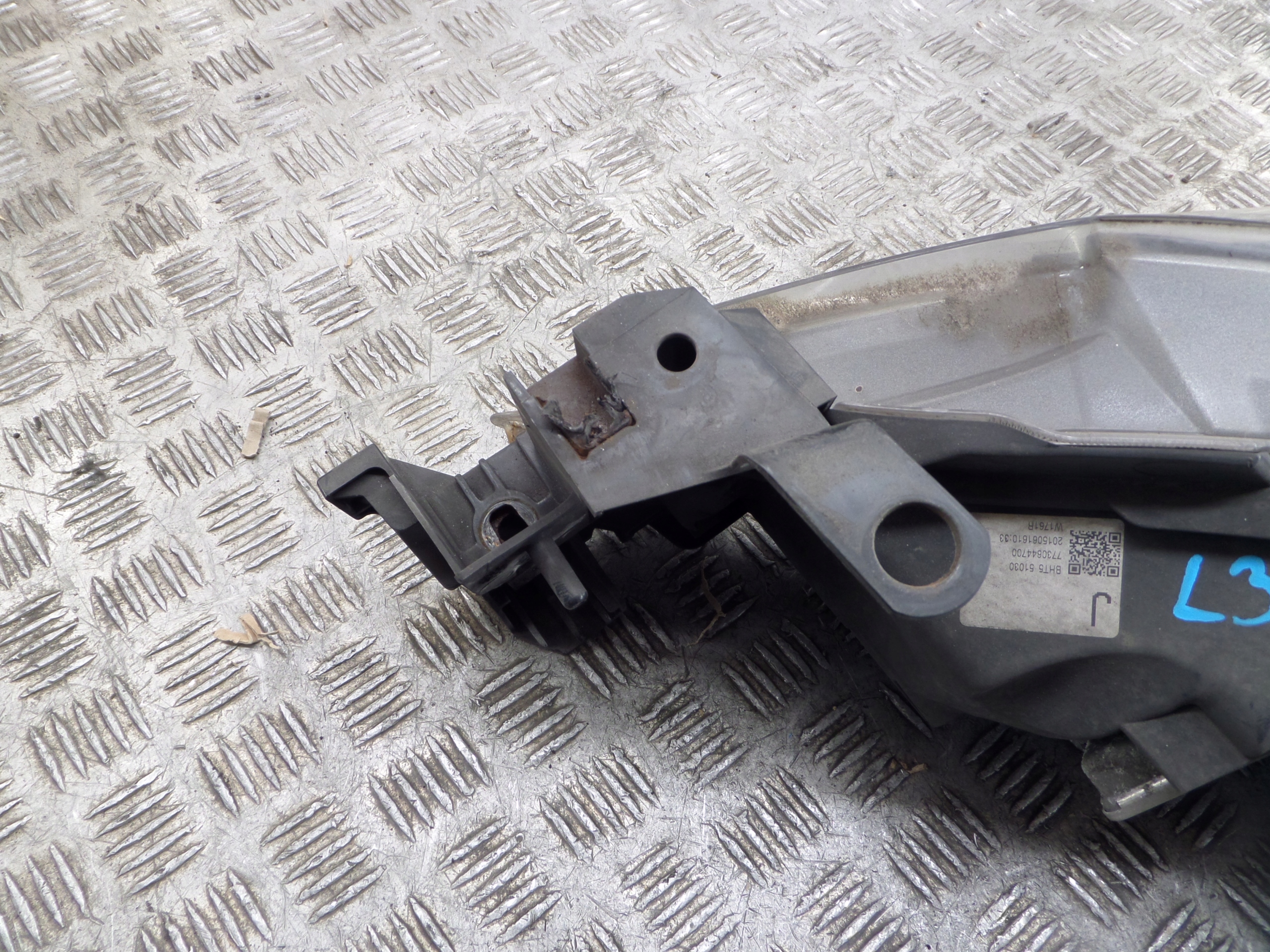 MAZDA 3 light right XENON 13-16r. BHT551030