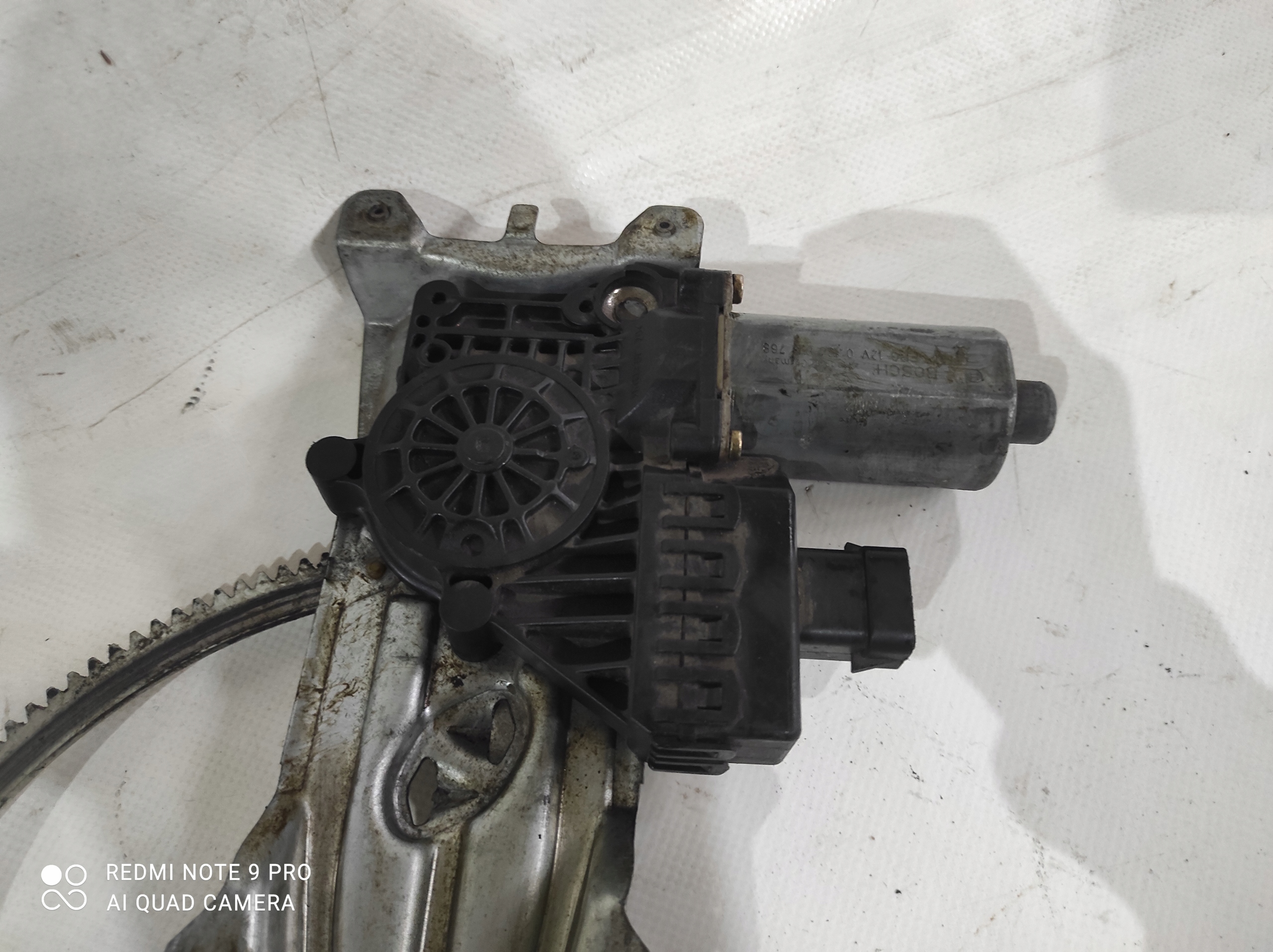 window regulator front left OPEL ASTRA II 5D