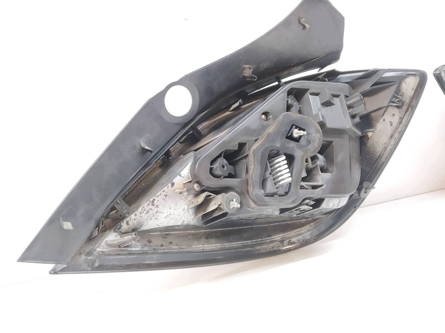 feu arrière KOMPLET 5D HB Opel Astra III (2004-2014 ) H