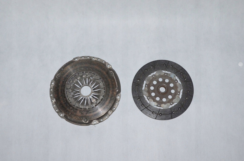 Docisk + tarcza Opel Vectra C LIFT Signum 1.9 CDTI Typ samochodu Samochody osobowe