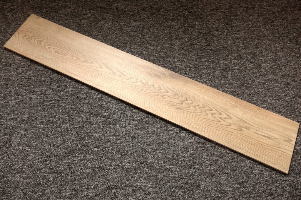 PŁYTKI PODŁOGOWE DREWNOPODOBNE DĄB 120X20 GRESOWE KRONEWALD DARK BEIGE MAT Marka Kaflando