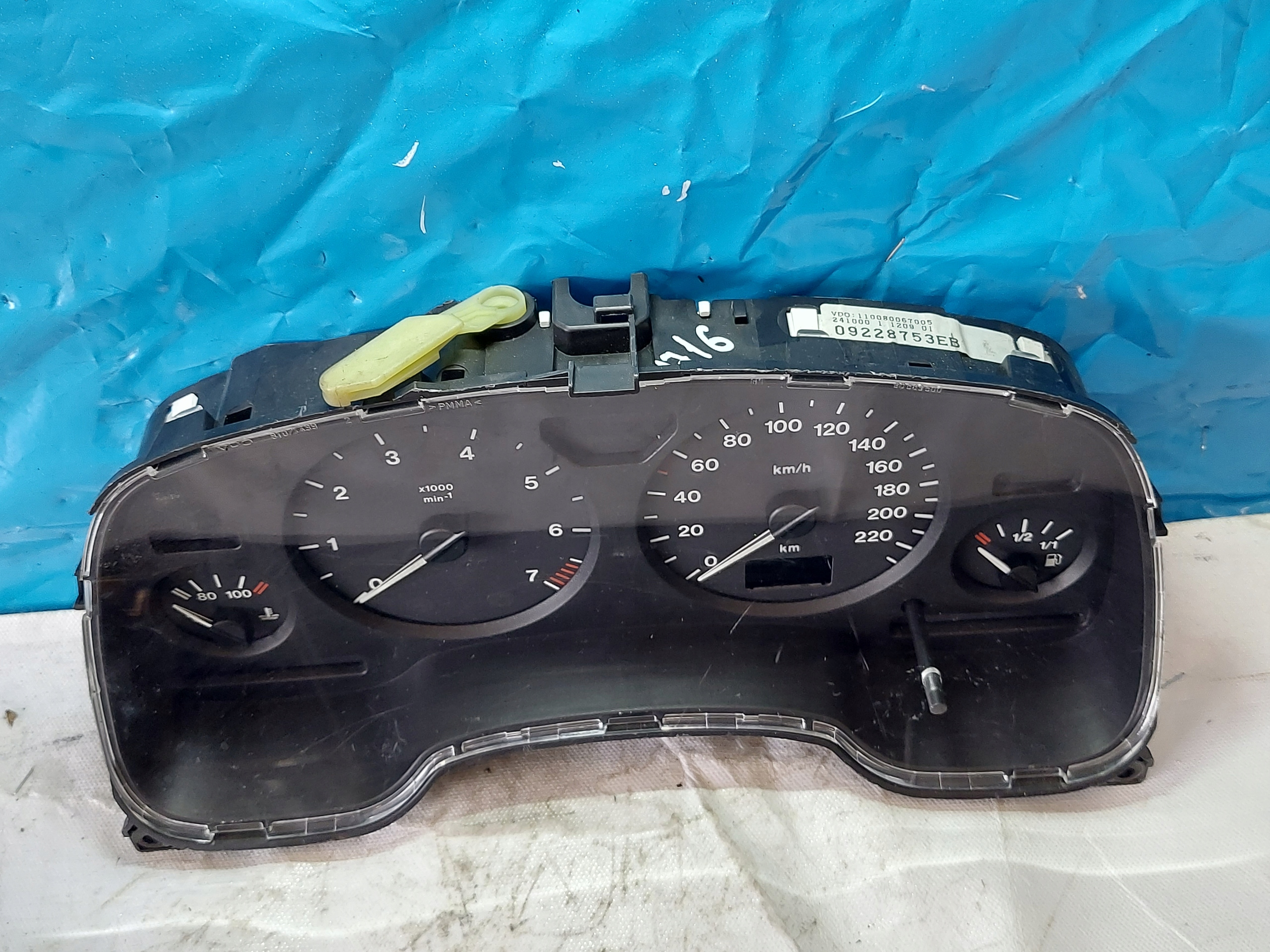 dials clock ASTRA G 1.6 16V 09228753EB