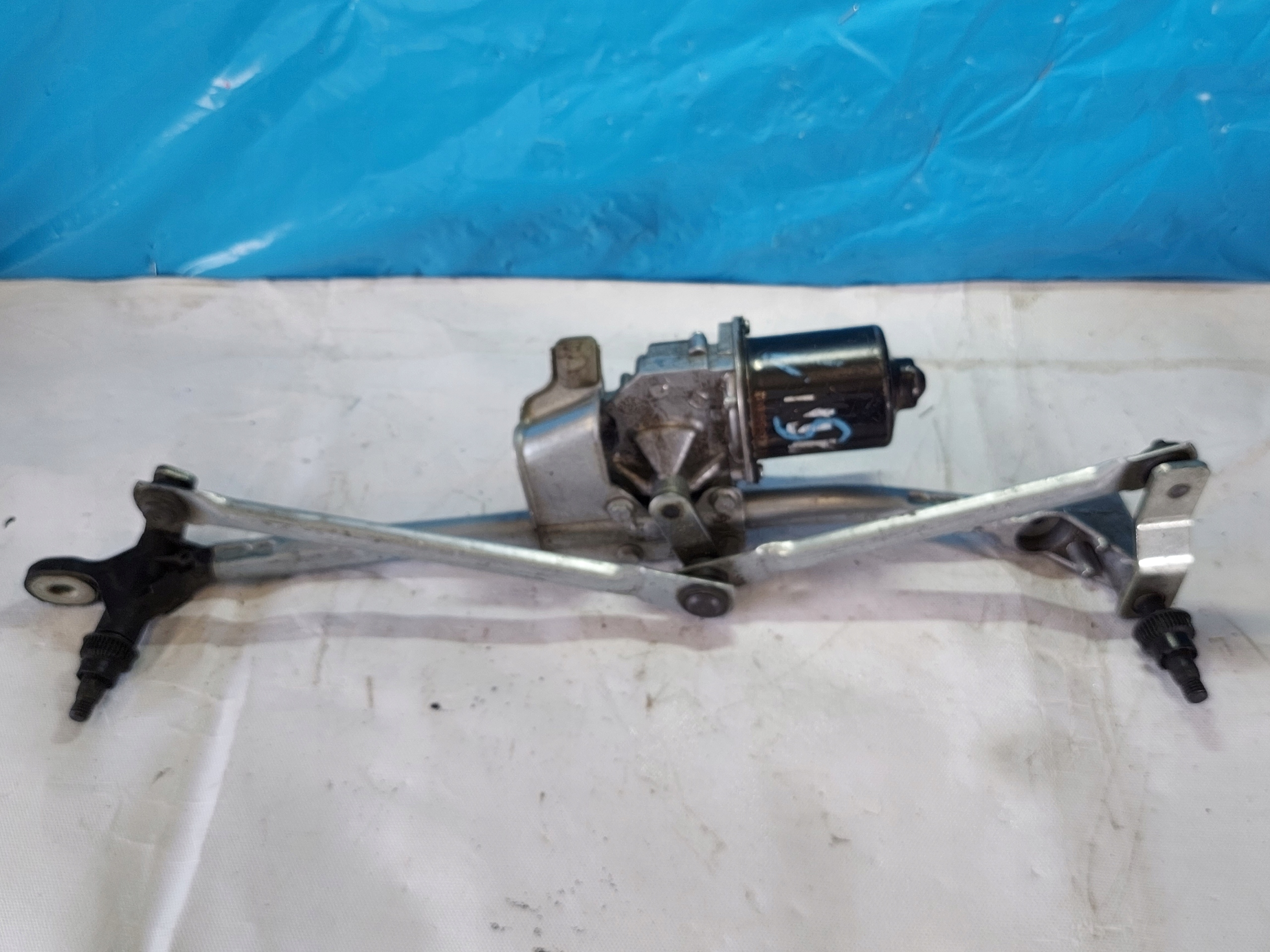 Wischergestänge BMW 1 E87 7192963 vorne