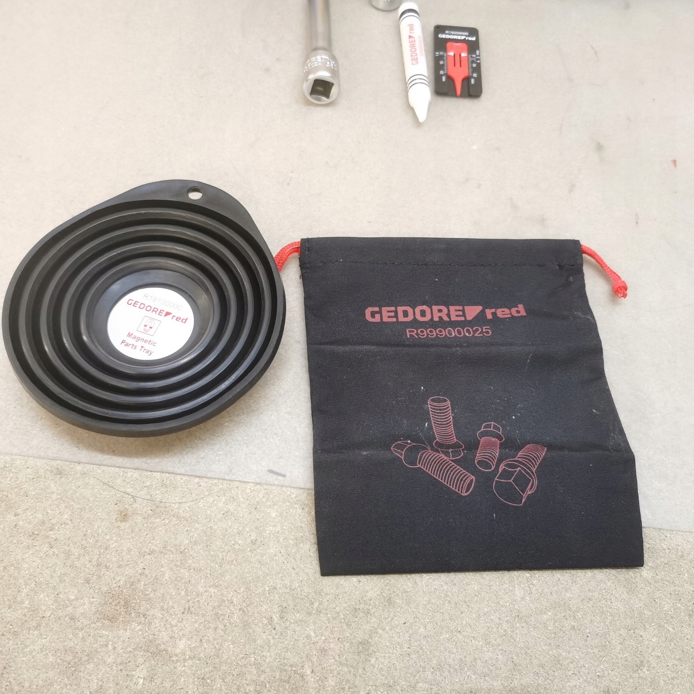 F48 Gedore R68903011 Red Zestaw do montażu kół 40-200 Nm EAN (GTIN) 4060833004008