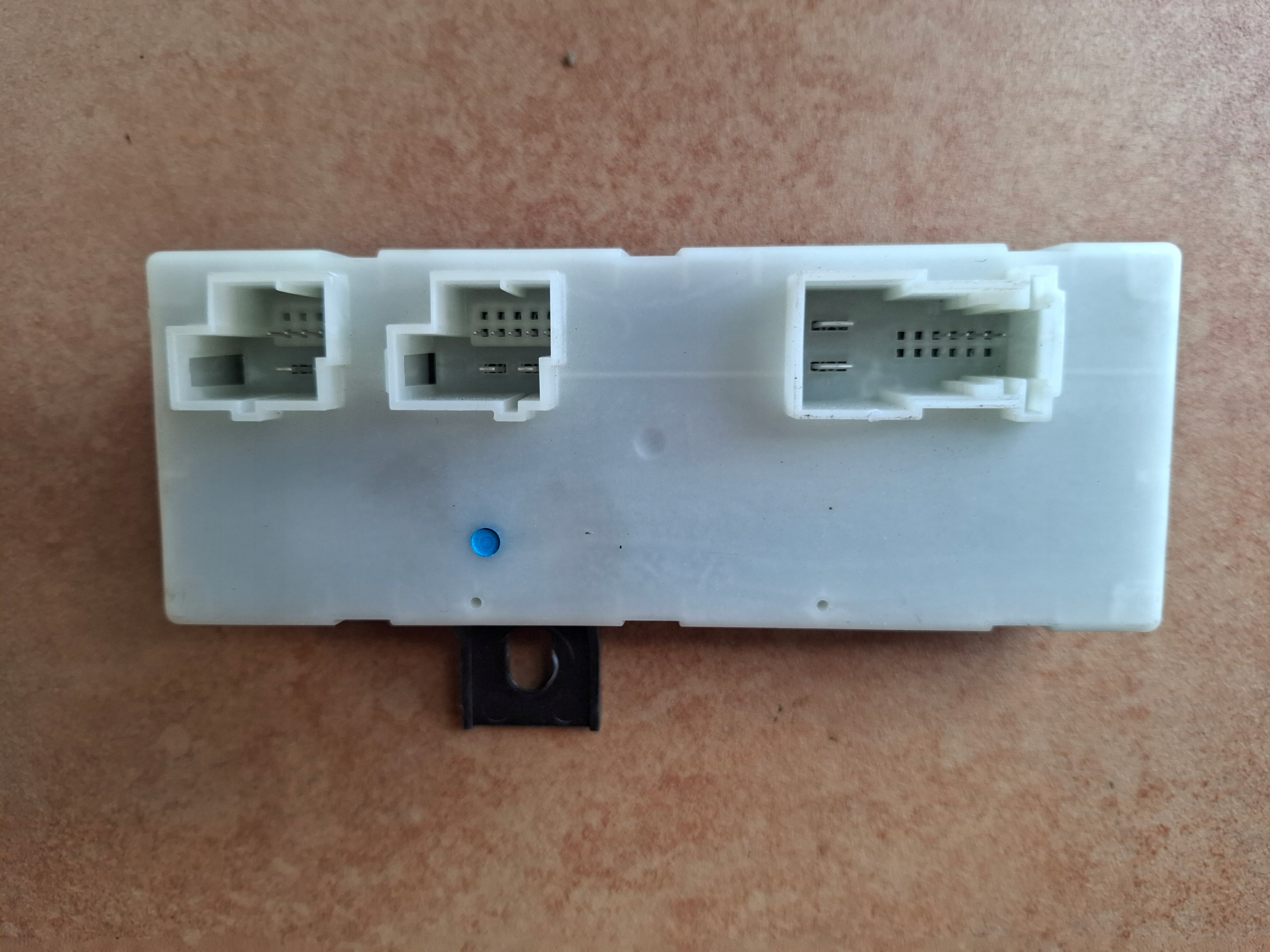 module bonnet rear part MERCEDES A2929007101