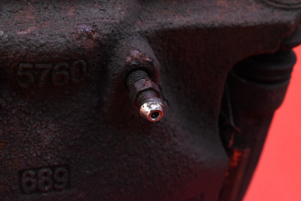 caliper brake left front SUZUKI VITARA 3 III LY 1.6 VVT 120 KM 14-18