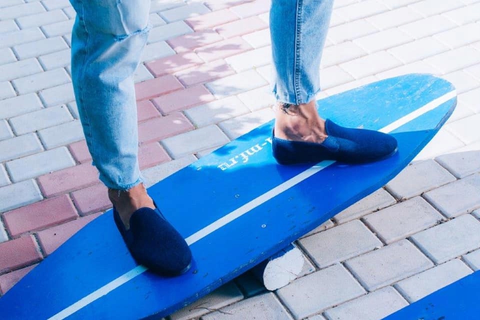 ESPADRYLE TENISÓWKI WKŁADANE granatowe r. 42 EAN (GTIN) 5905141332629