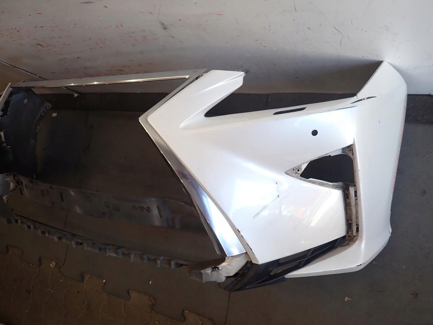 bumper front front LEXUS RX450H 2015