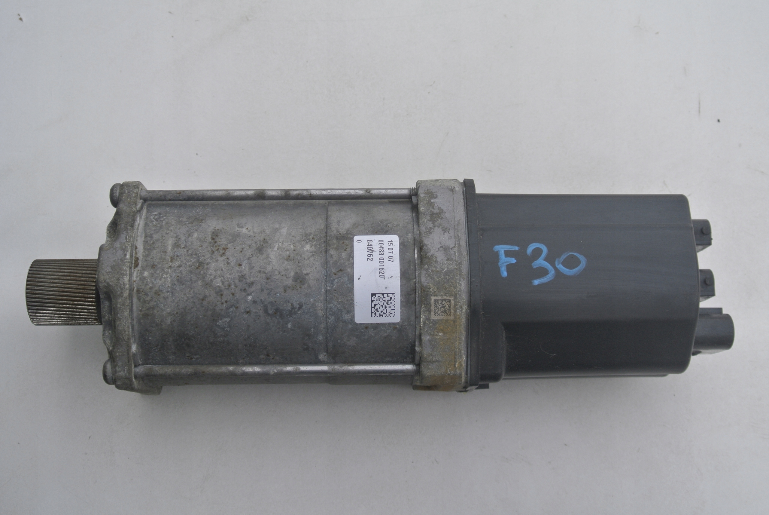 BMW F20 F30 F32 мотор-редуктор