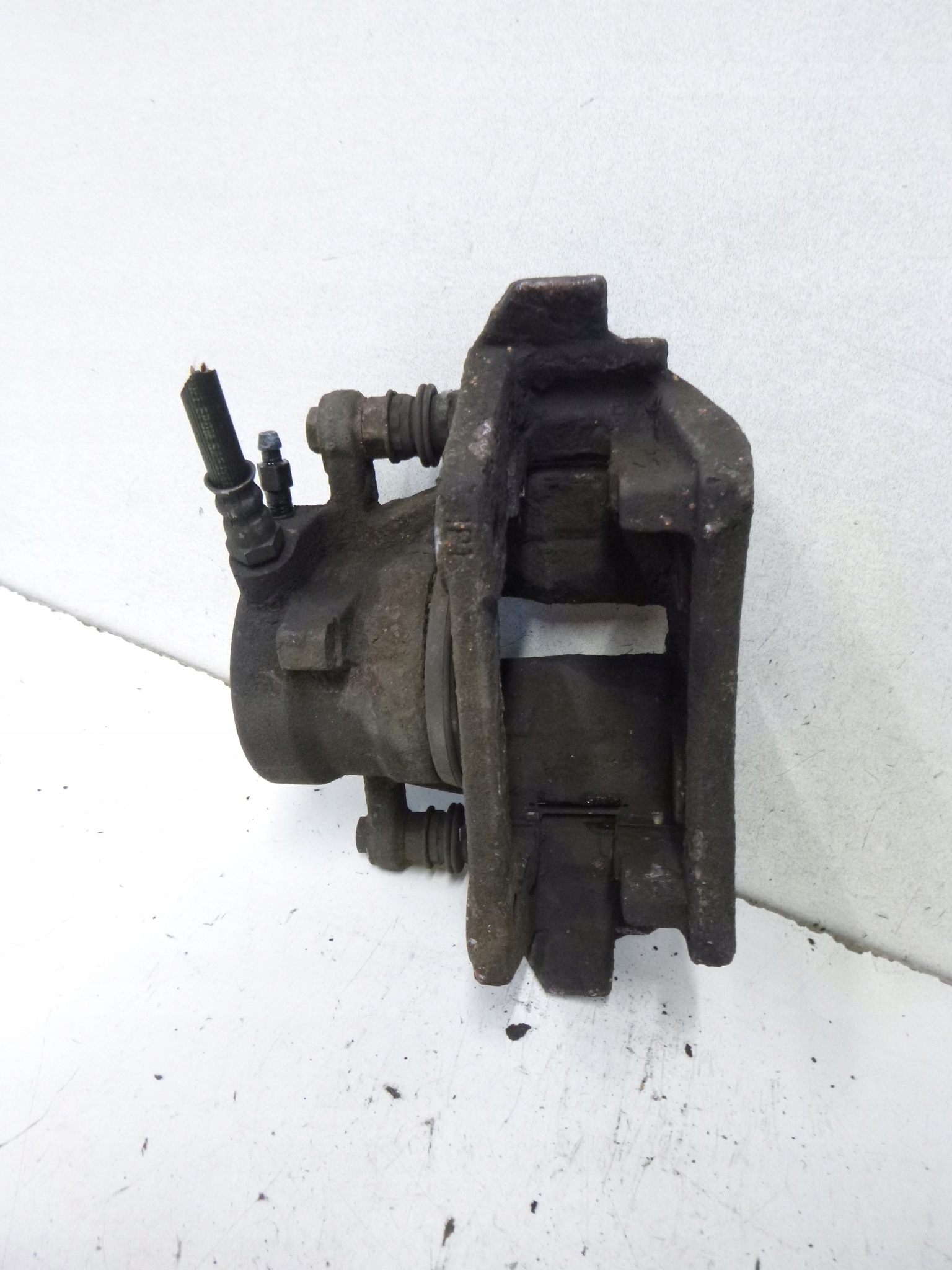caliper brake front left Mercedes W169 2.0 04-12r.