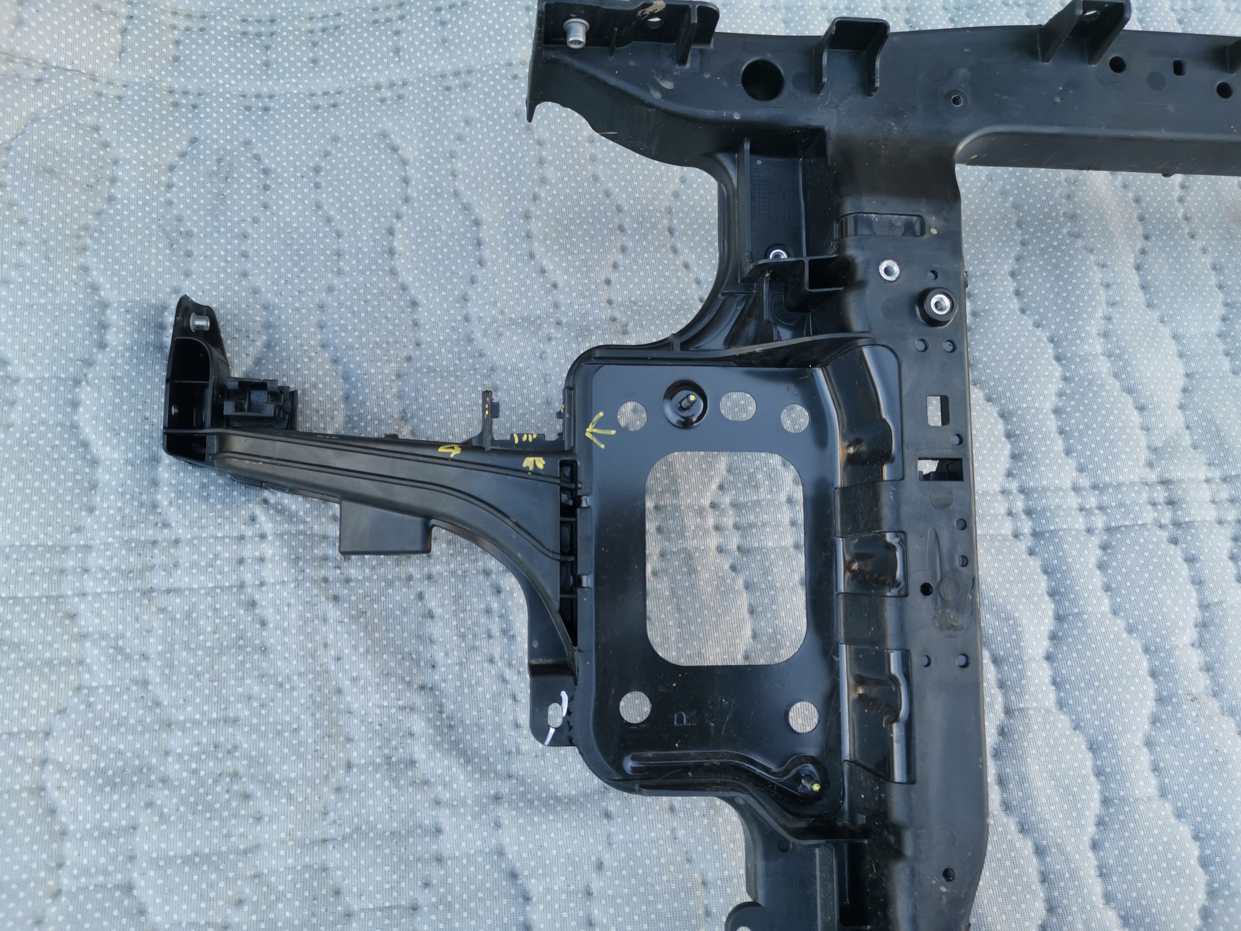 HYUNDAI I30 III 3 17R- support panel for radiators pillar